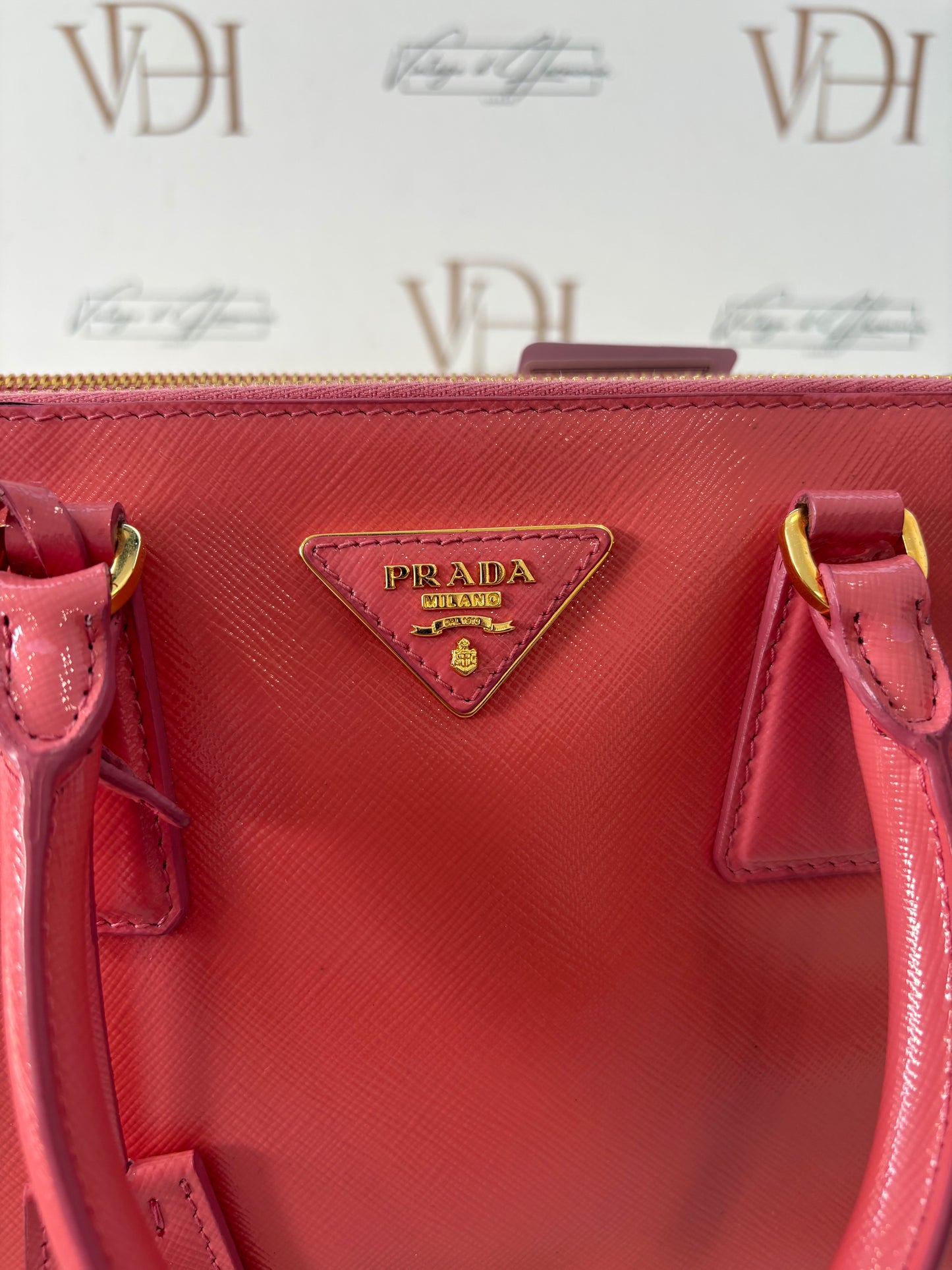 201014 - Prada Galleria Nano