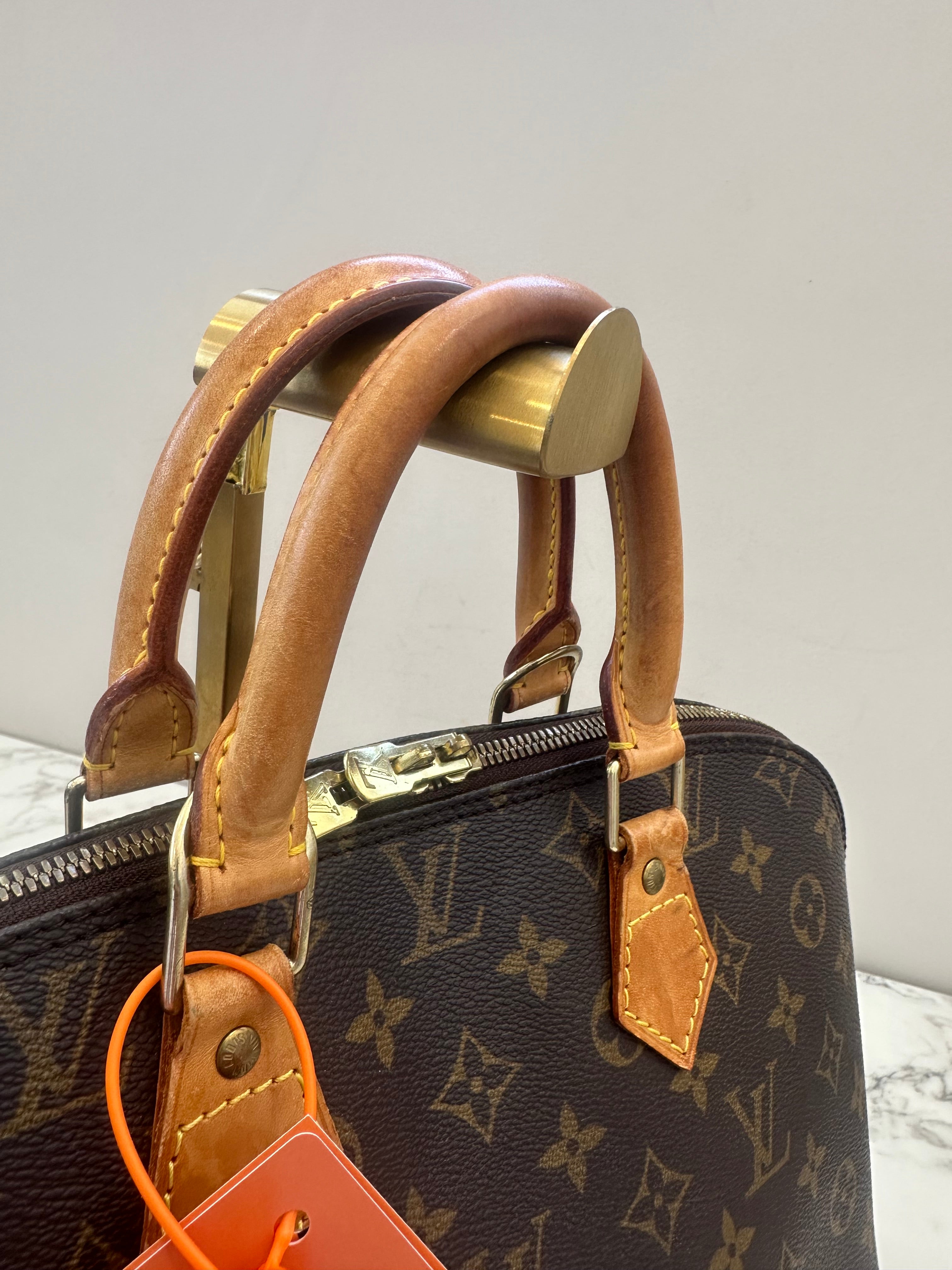 Louis Vuitton Alma