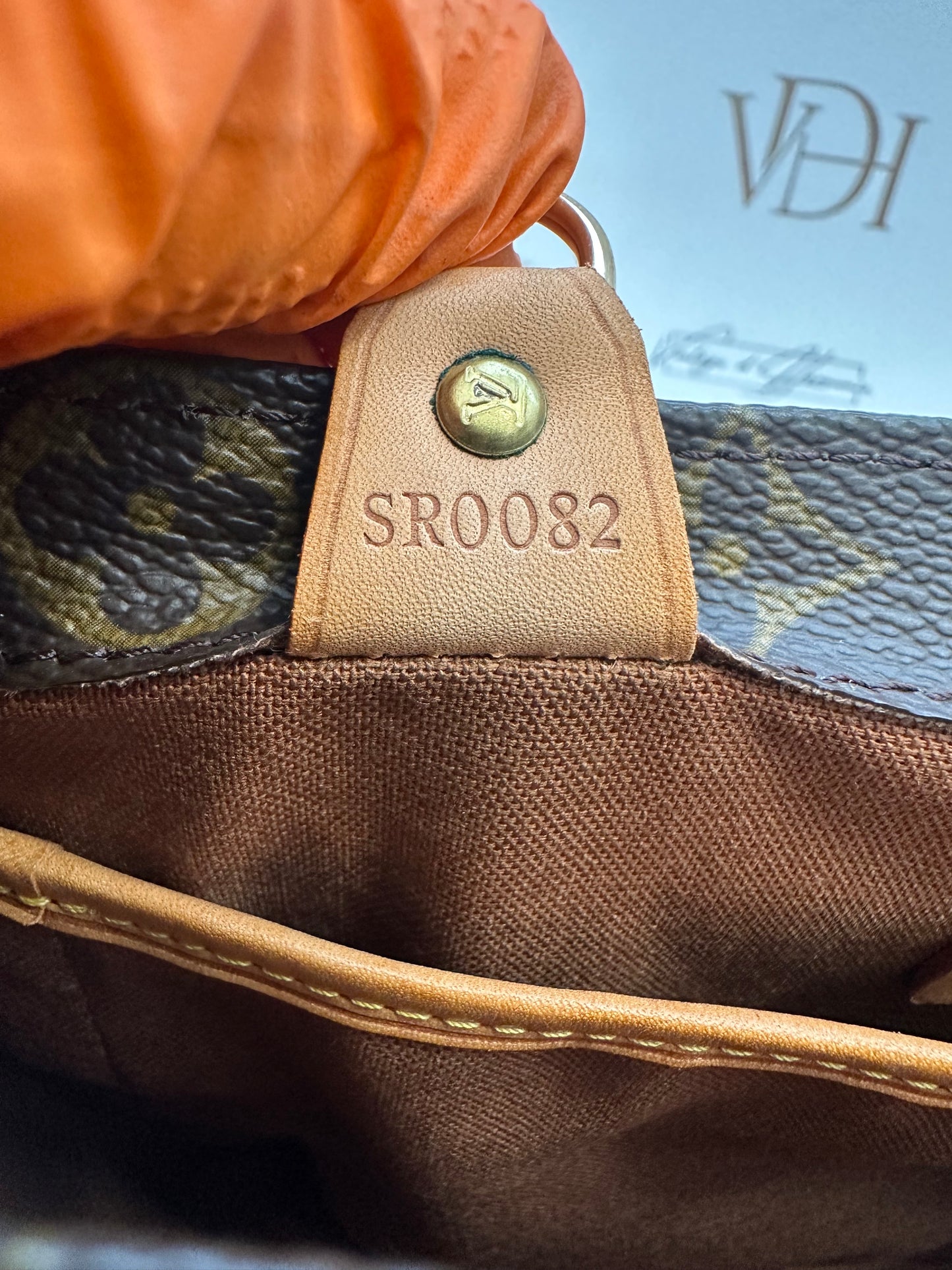 017850 - Louis Vuitton Vavin PM