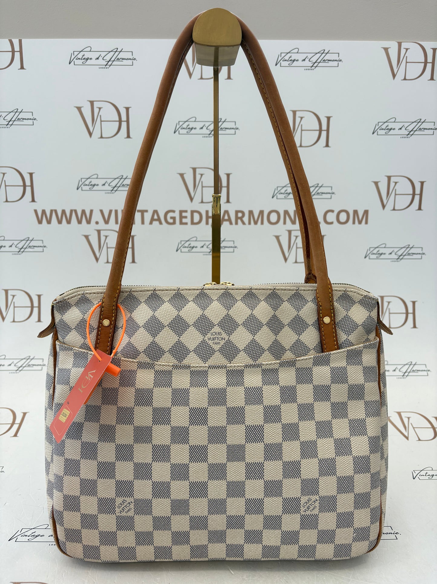 383294 - Louis Vuitton Figheri