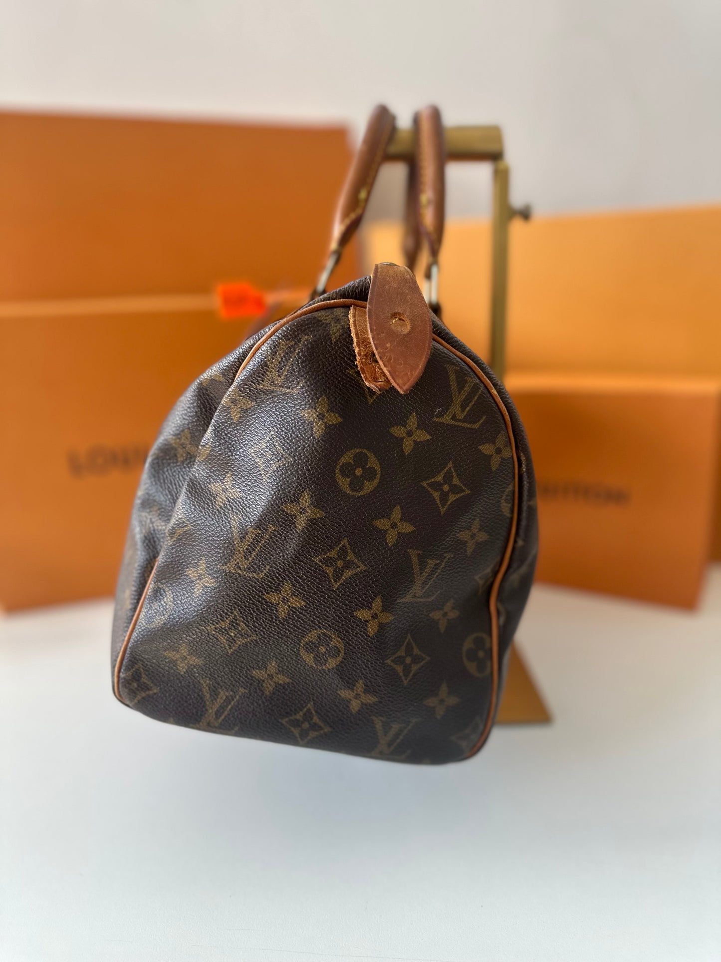 Louis Vuitton Speedy 30