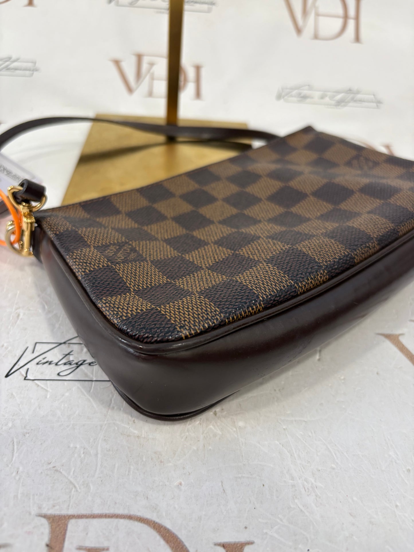 017042 - Louis Vuitton Trousse Makeup