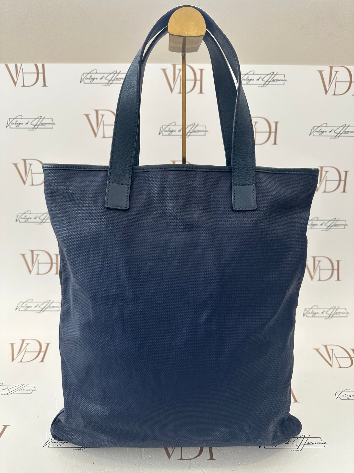 102619 - Saint Laurent Y-Stitch