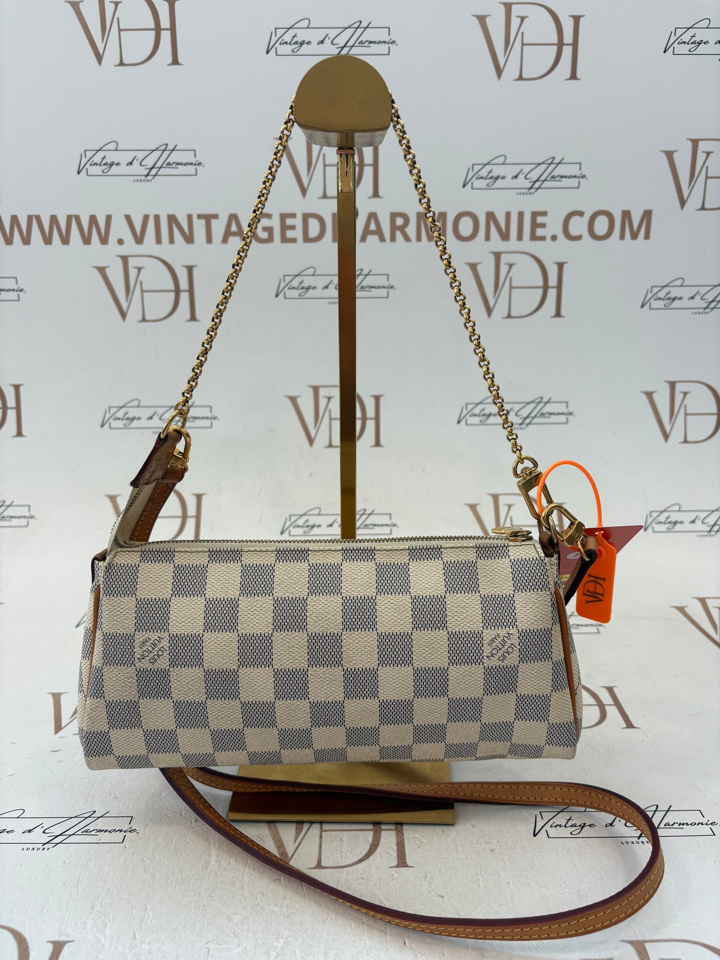 201424 - Louis Vuitton Eva