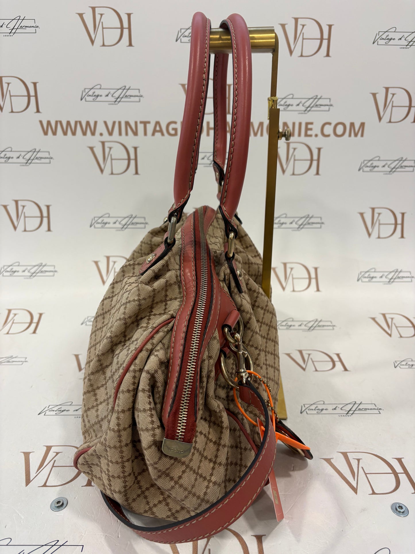 383092 - Gucci Sukey