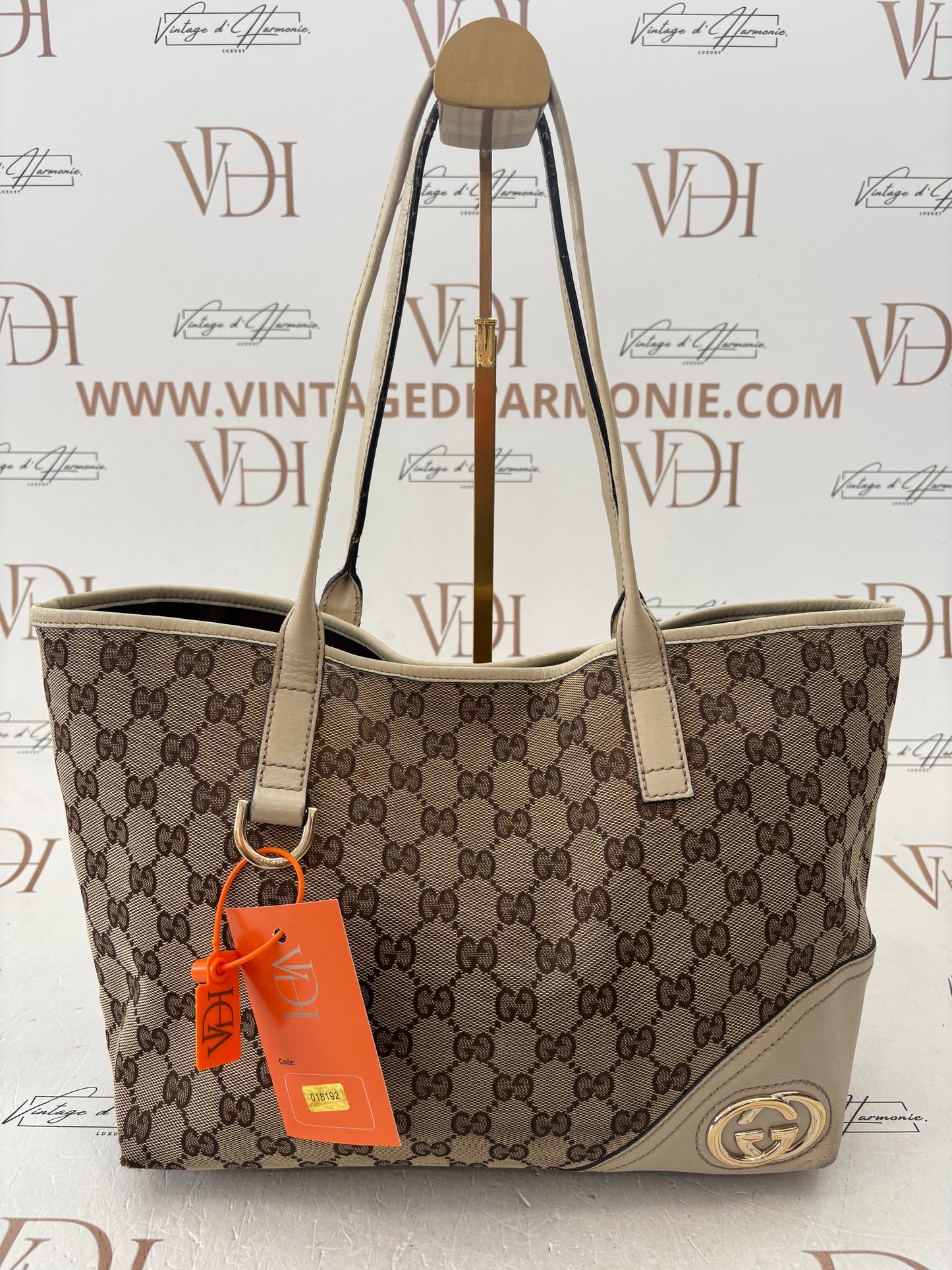018192 - Gucci Tote Horizontal