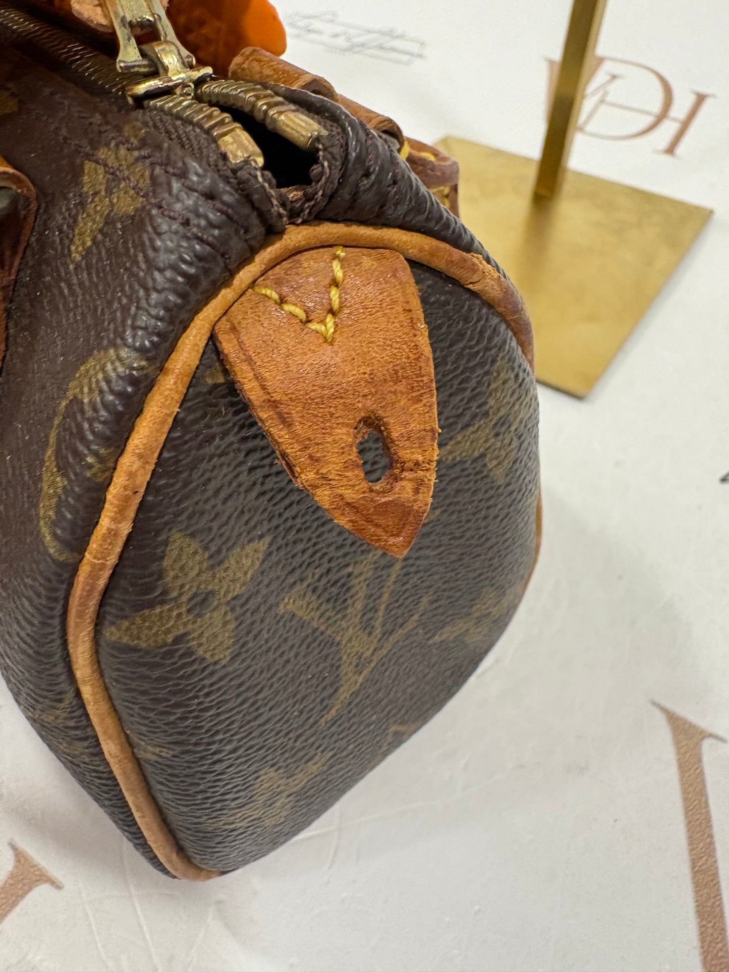 017804 - Louis Vuitton Mini Speedy