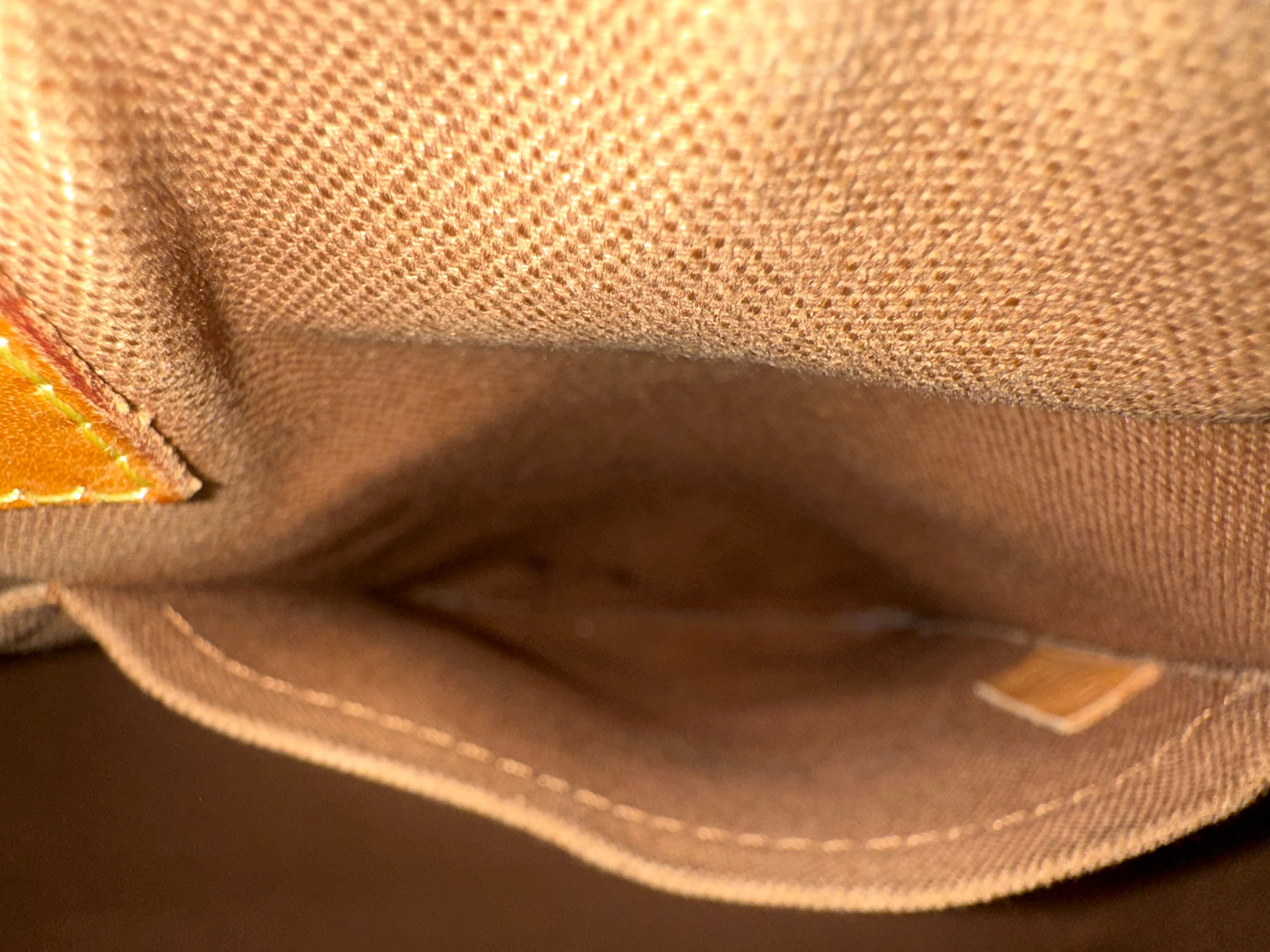 Louis Vuitton Tivoli PM