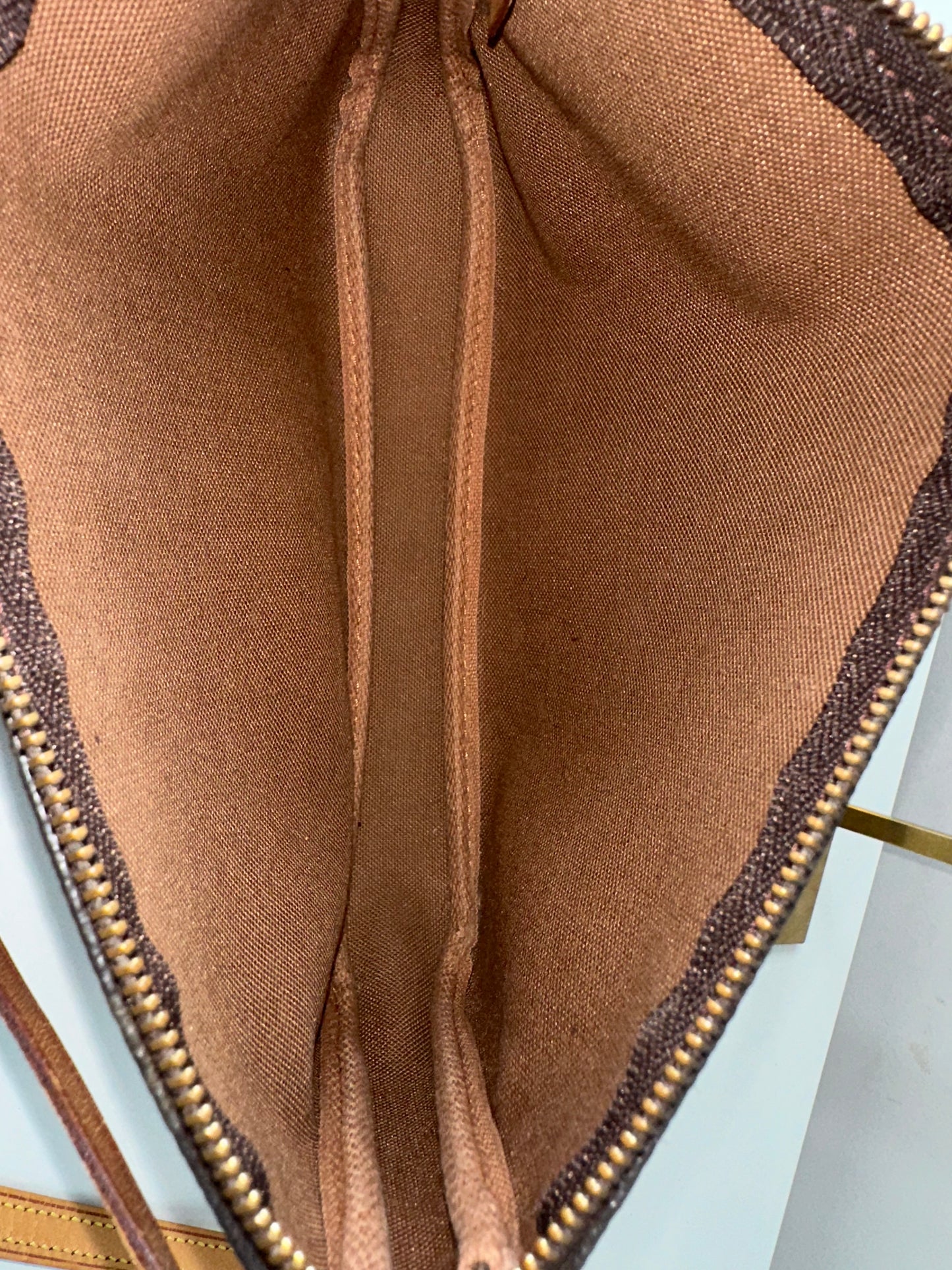 Louis Vuitton Pochette