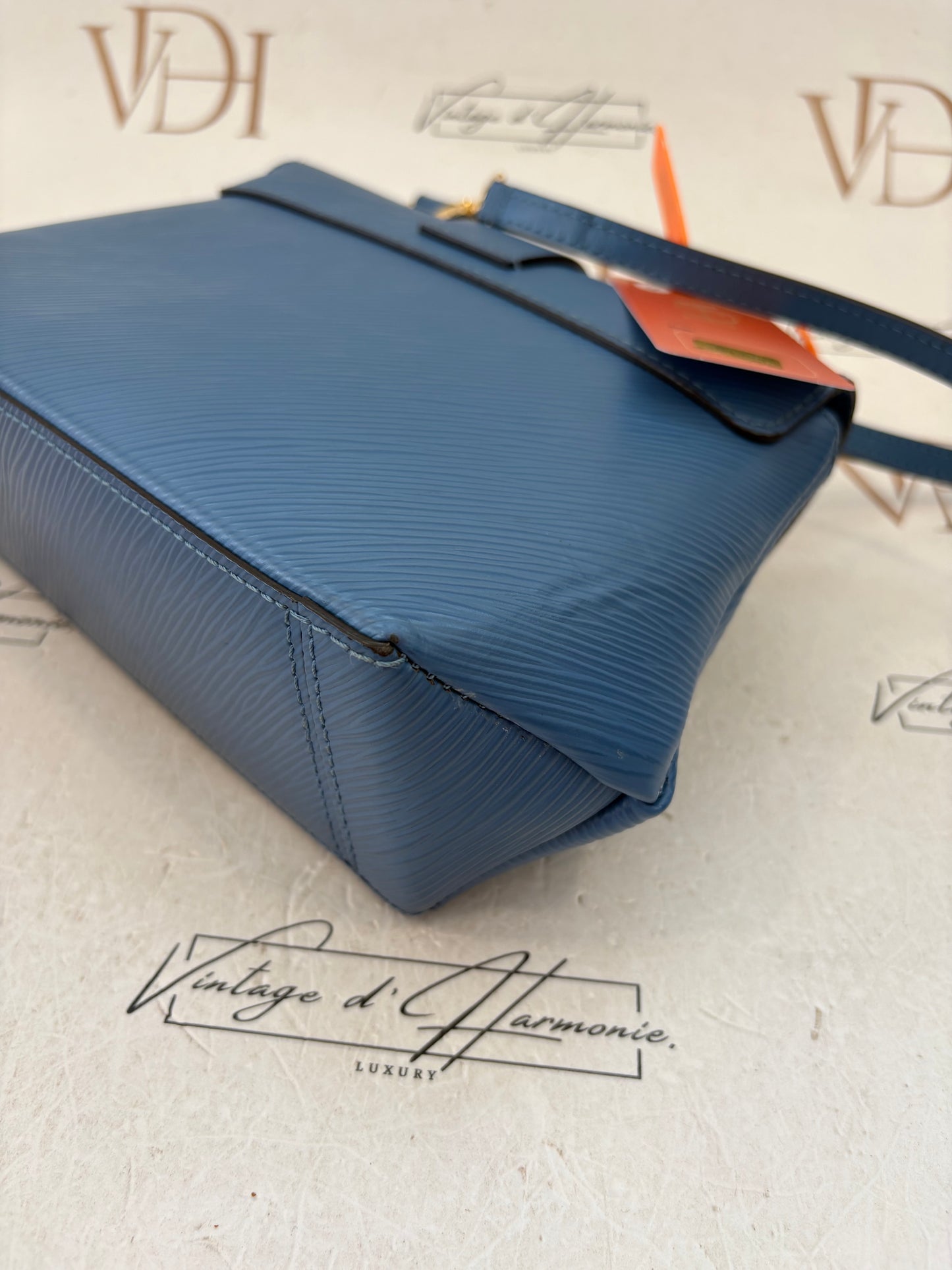 201234 - Louis Vuitton Locky BB