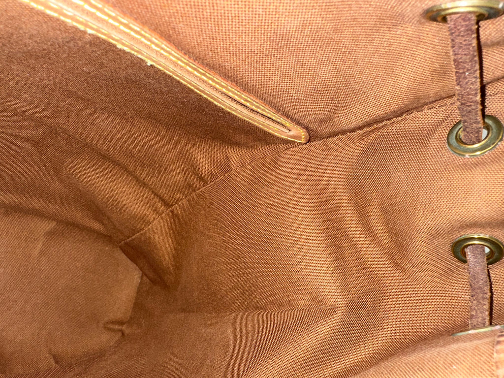 Louis Vuitton Montsouris MM