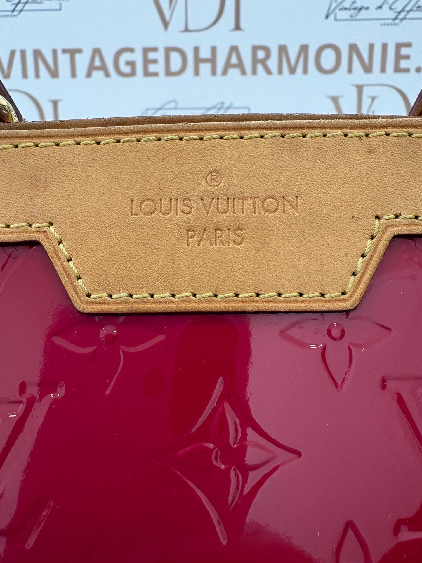 382700 - Louis Vuitton Brea