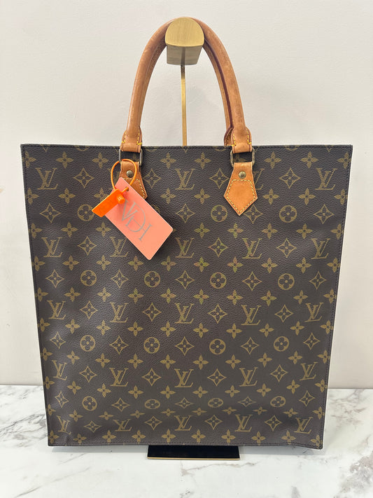 Louis Vuitton Sac Plat