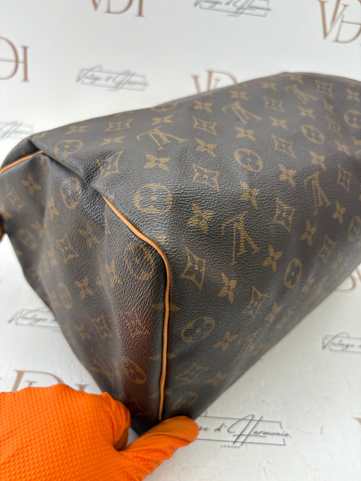018787 - Louis Vuitton Speedy 35
