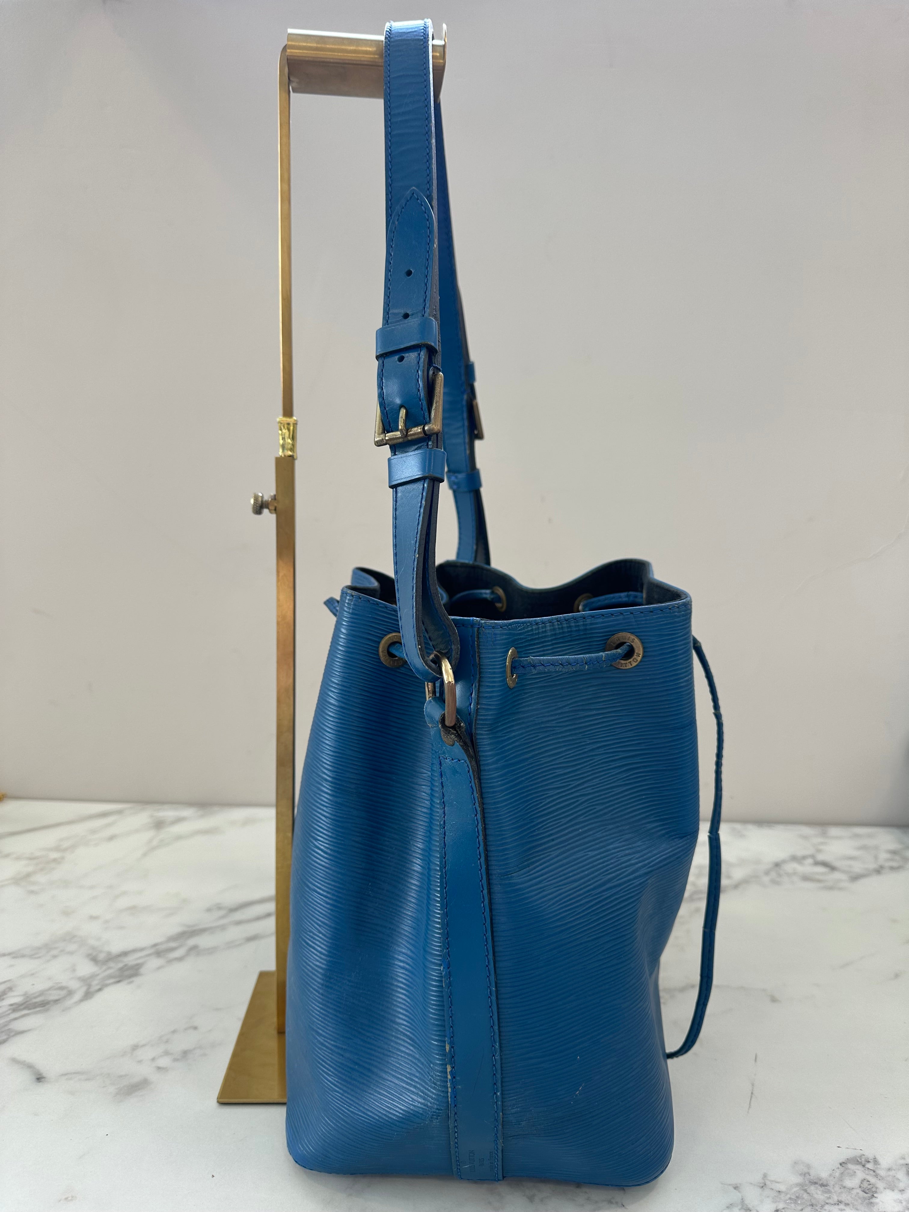 Louis Vuitton Epi Petite Noé Blue