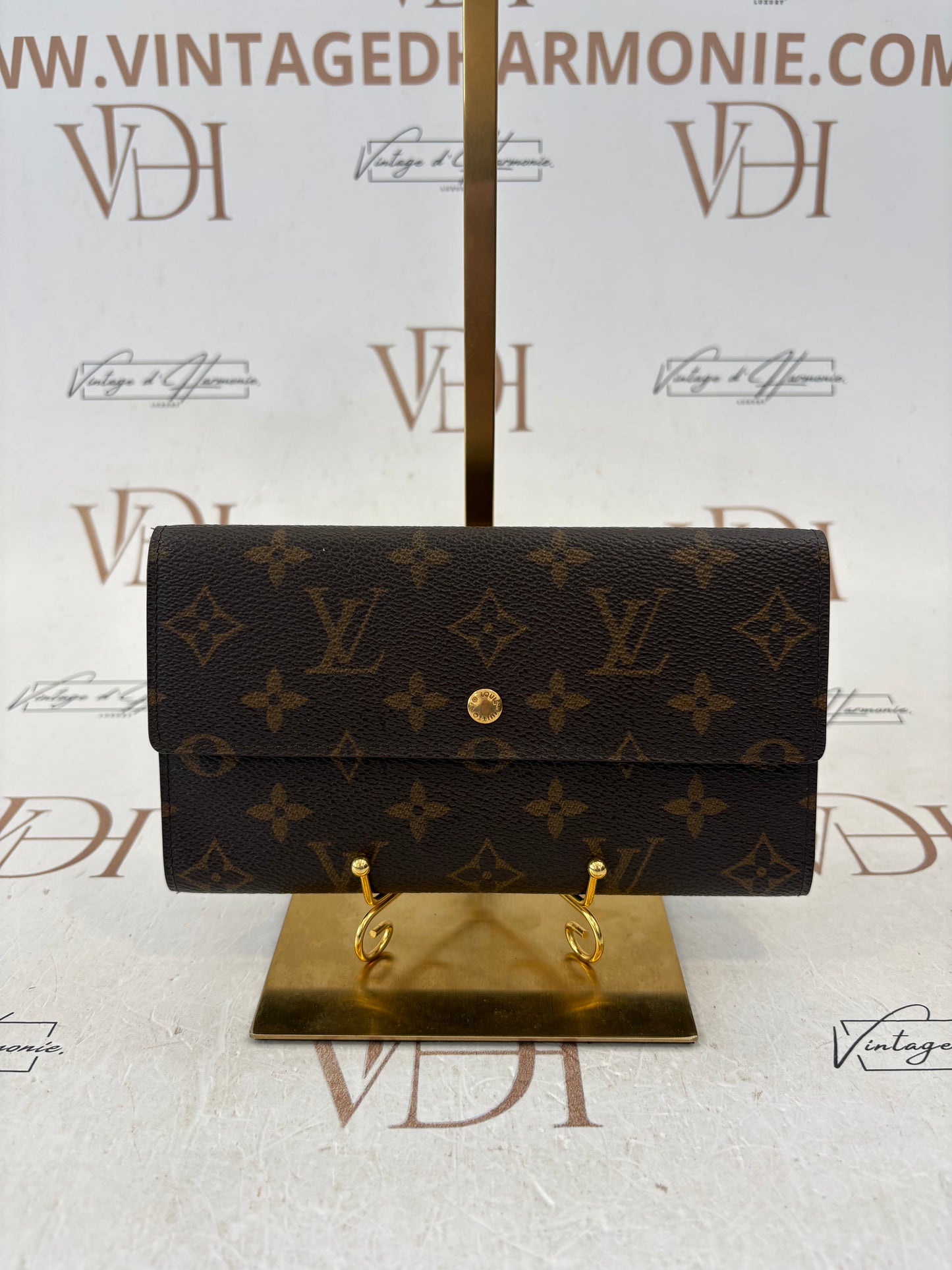 017066 - Louis Vuitton Wallet