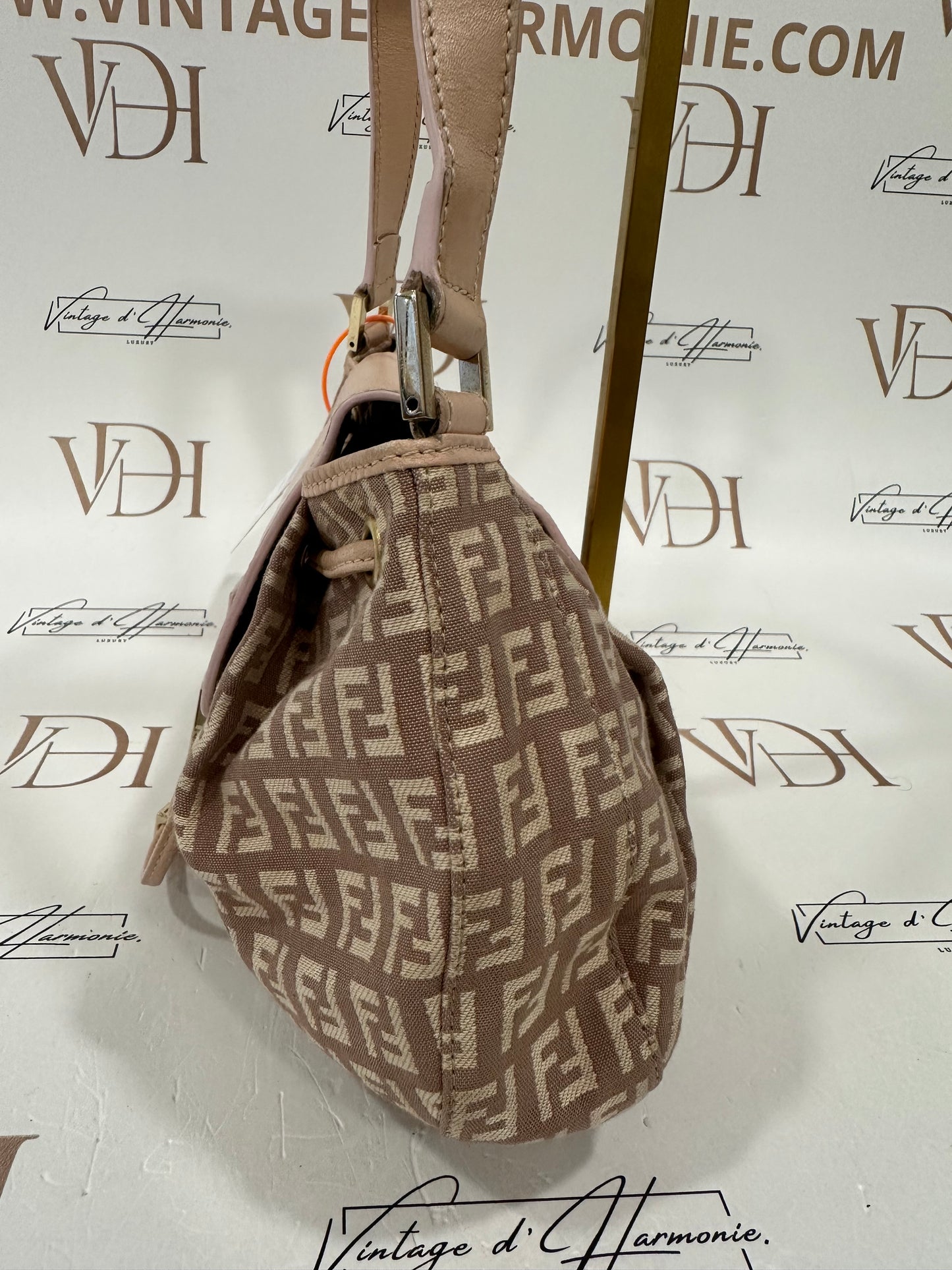 382320 - Fendi Bag