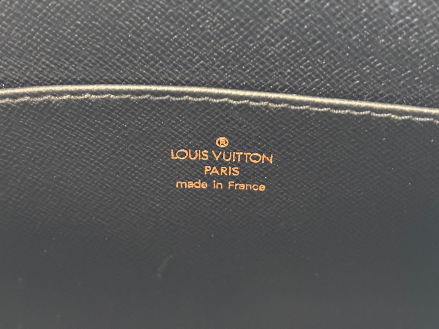 018305 - Louis Vuitton Pochette Homme