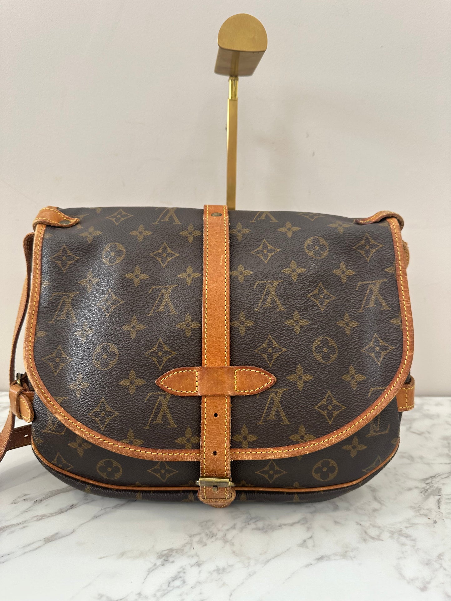 Louis Vuitton Saumur 30