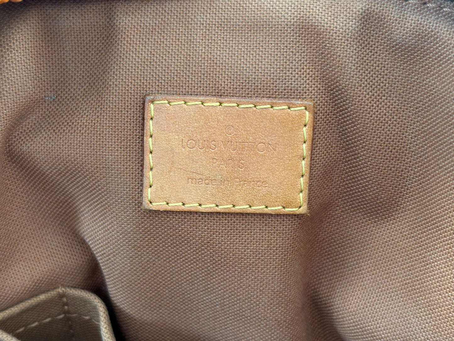 201661 - Louis Vuitton Tivoli
