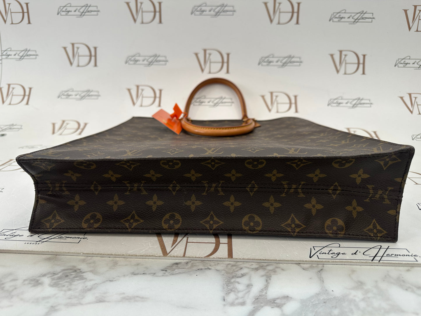 016917 - Louis Vuitton Sac Plat