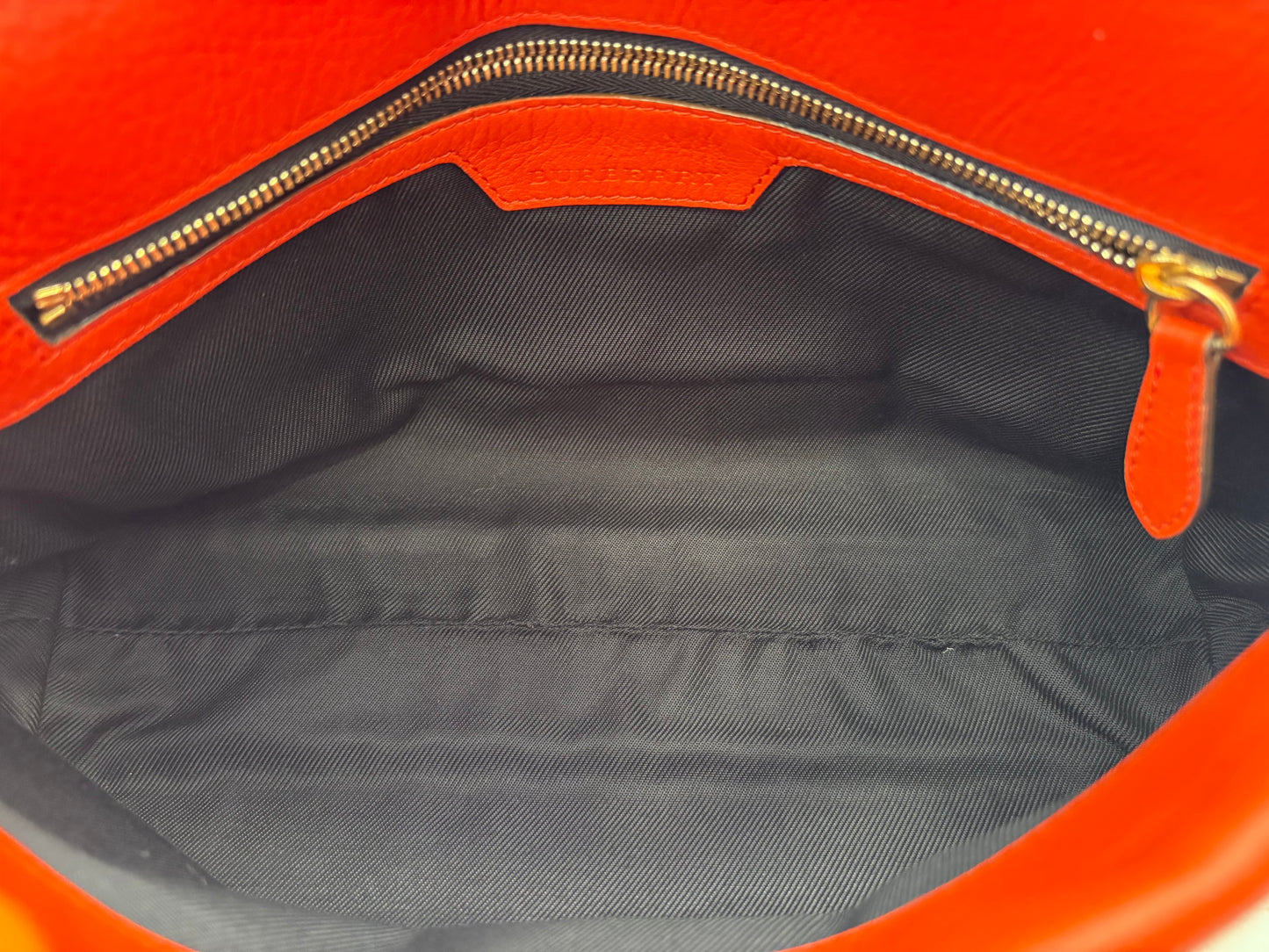 383902 - Burberry Bag
