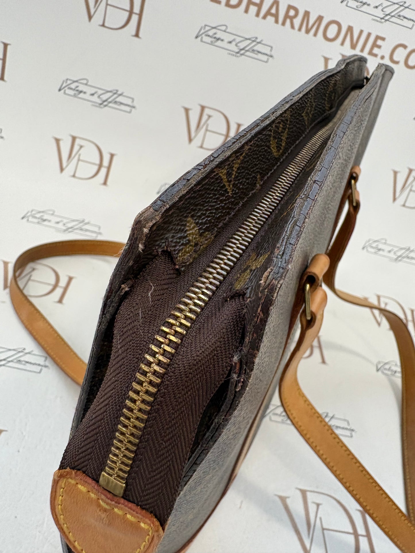 017727 - Louis Vuitton Babylone