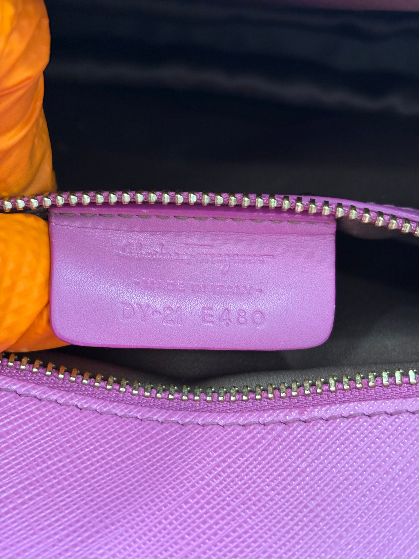 384182 - Salvatore Ferragamo Vara