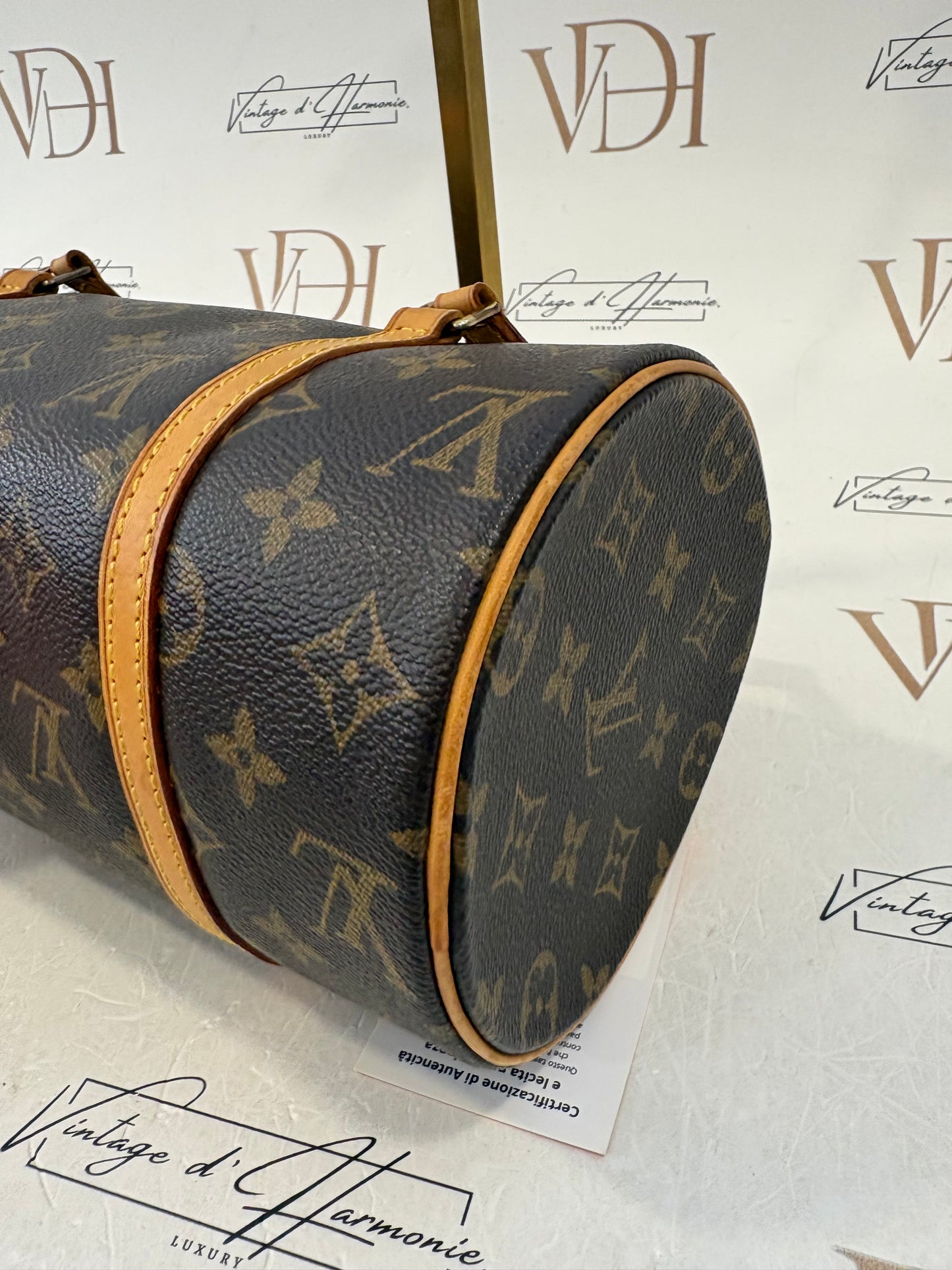 016915 - Louis Vuitton Papillon 26