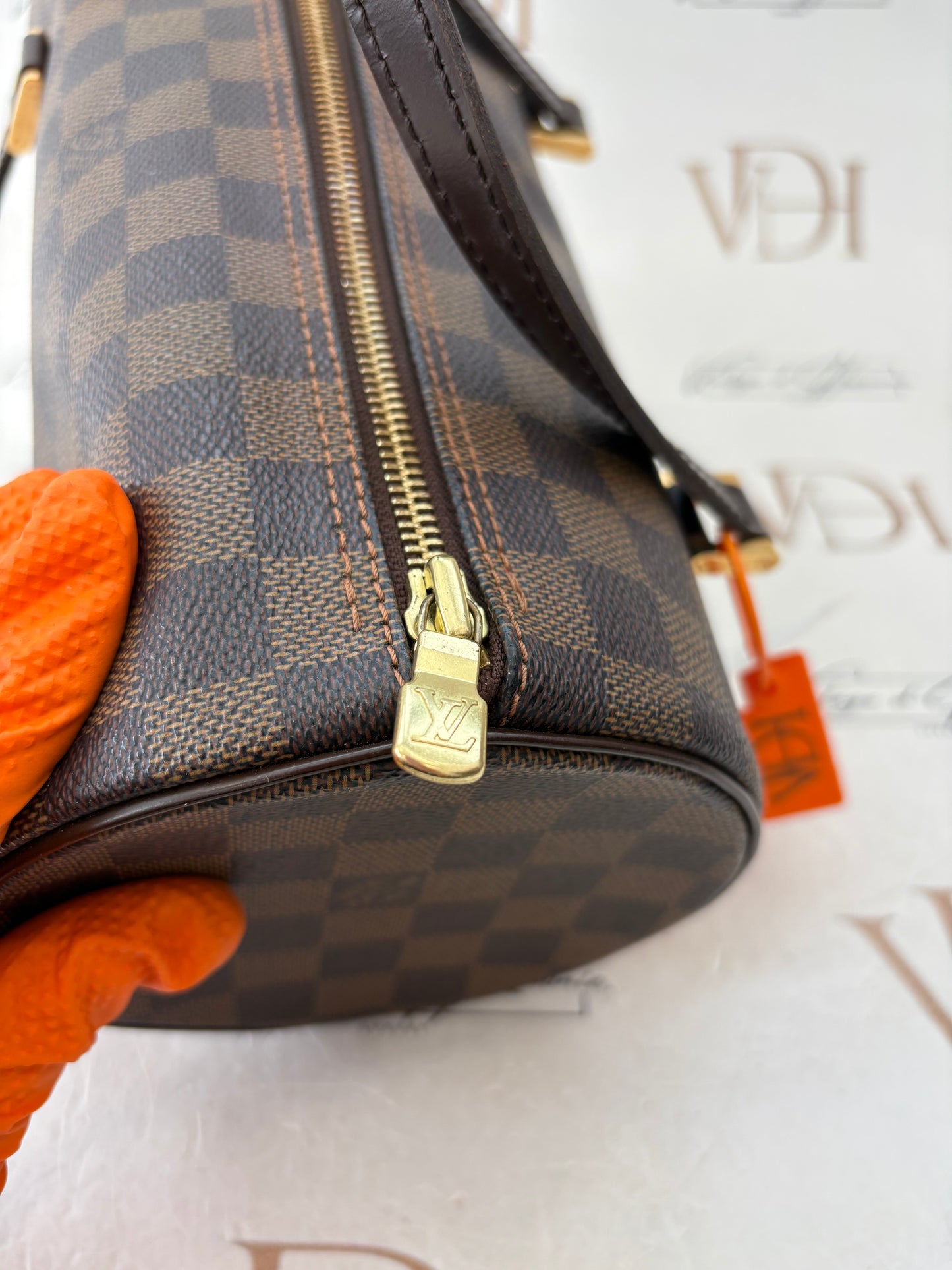 018893 - Louis Vuitton Papillon 26