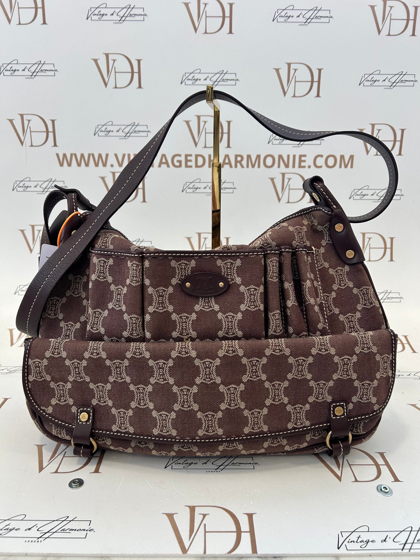 017039 - Celine Brown Macadam Shoulder