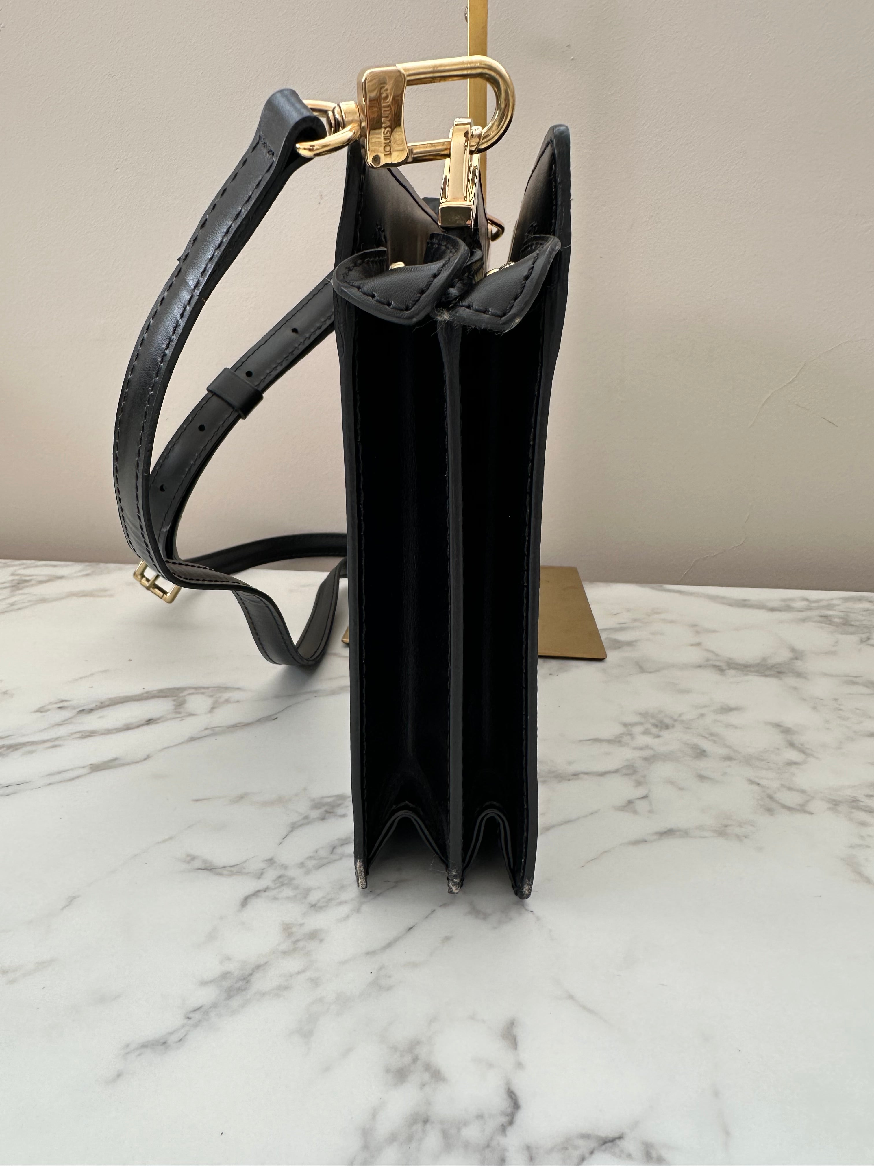 Louis Vuitton Angian Epi Black