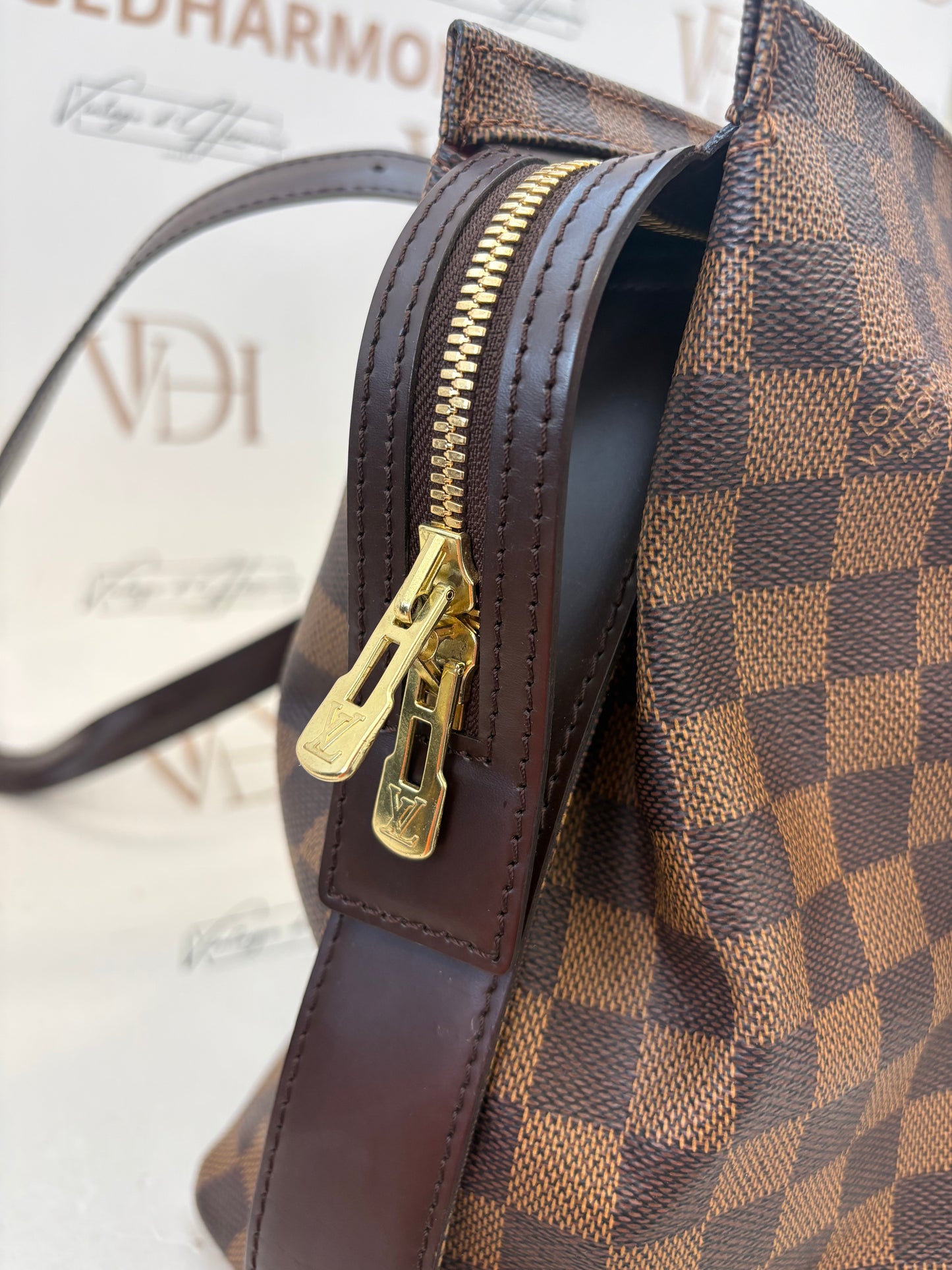 018829 - Louis Vuitton Chelsea