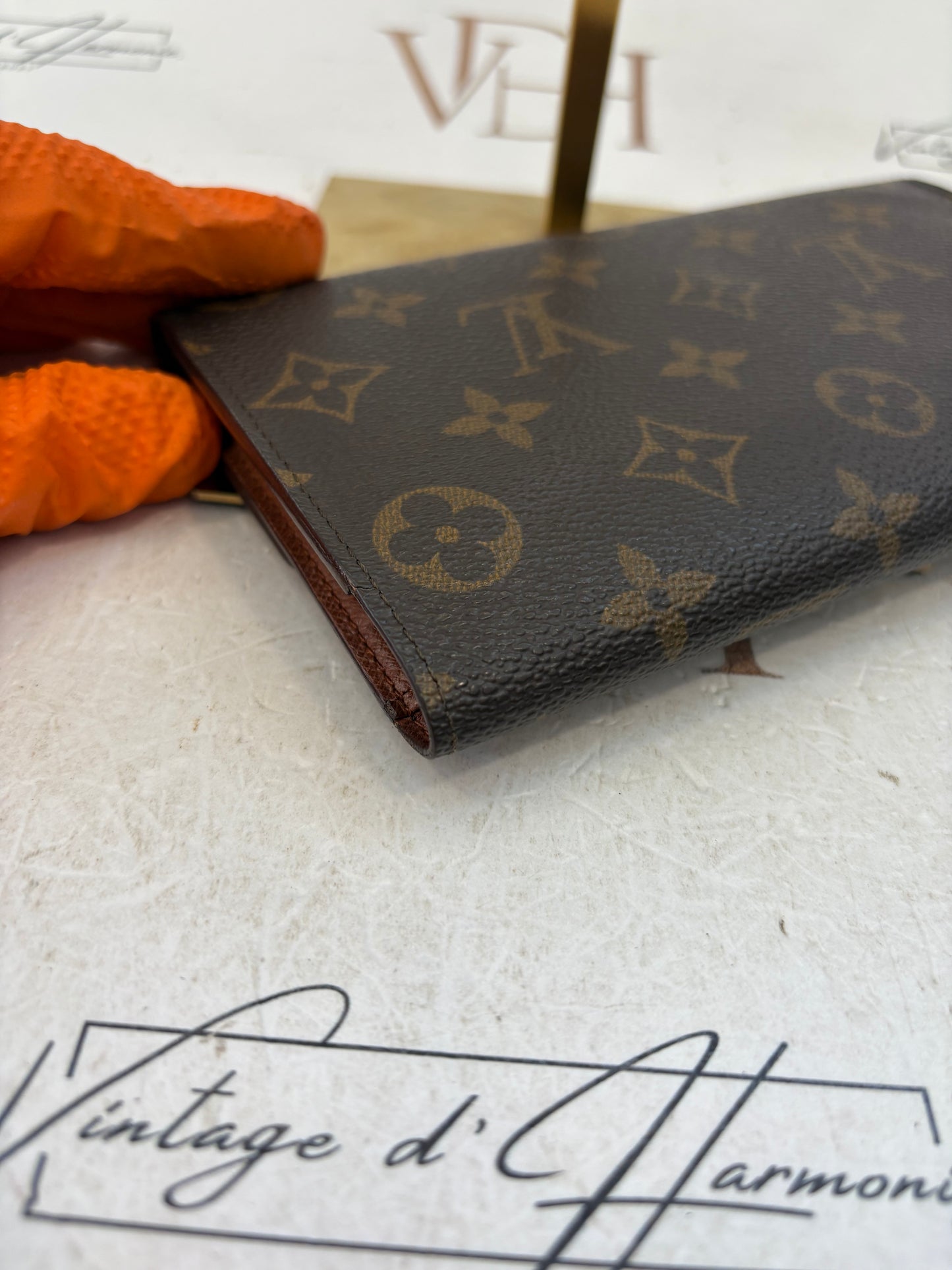 017066 - Louis Vuitton Wallet