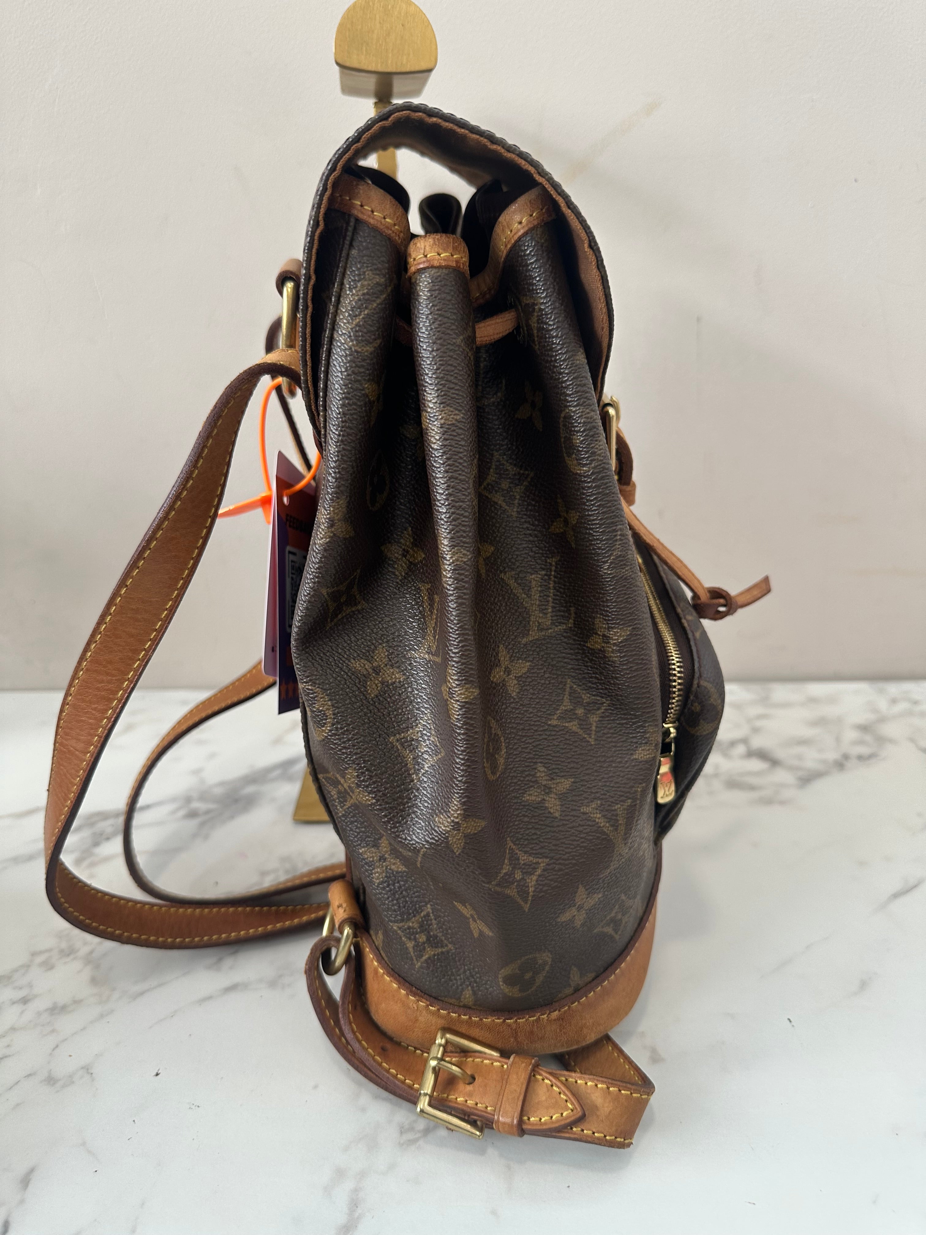 Louis Vuitton Montsouris MM