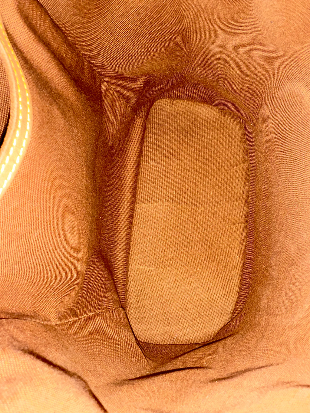 Louis Vuitton Montsouris MM