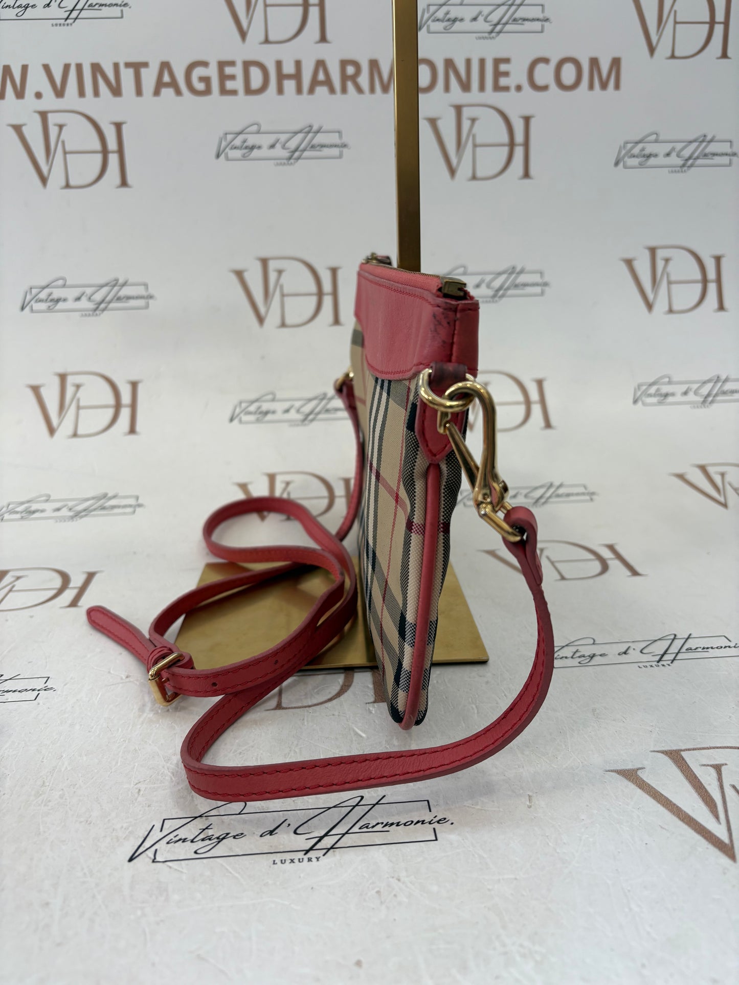 383972 - Burberry Bag