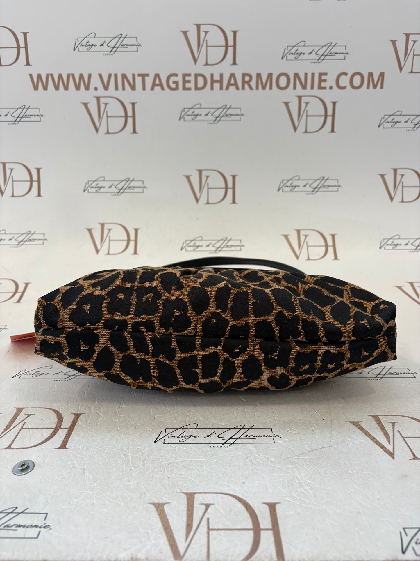 018705 - Fendi Brown Canvas Cheetah Zucca