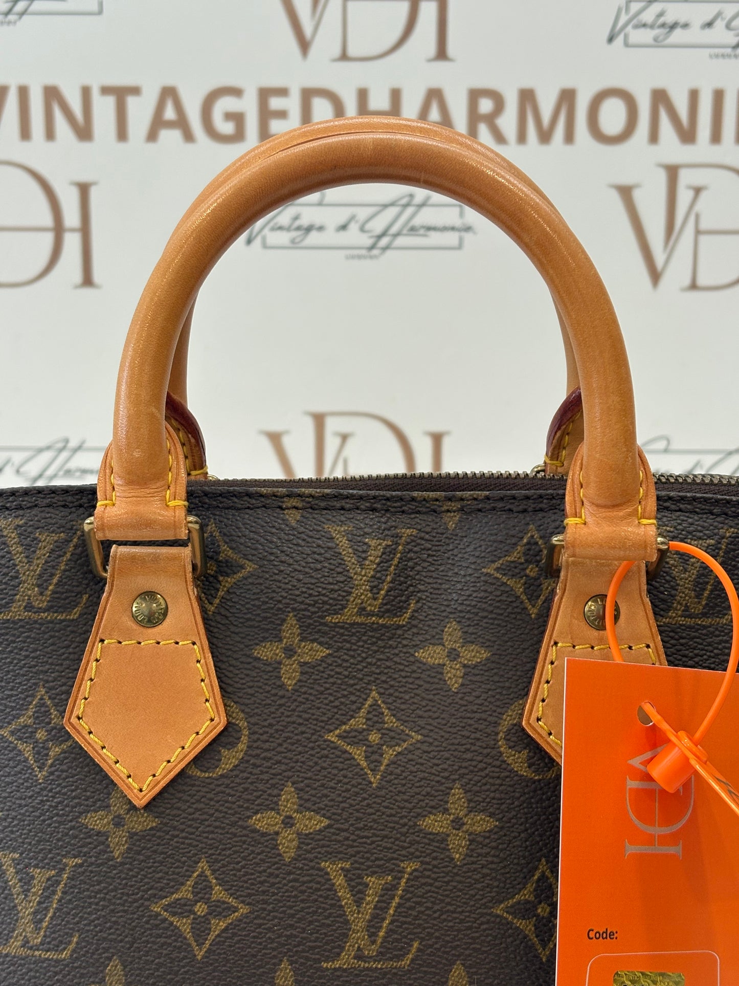 018111 - Louis Vuitton Alma
