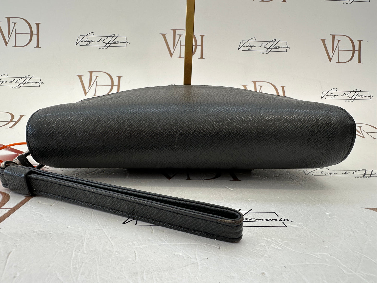 017805 - Louis Vuitton Black Taiga