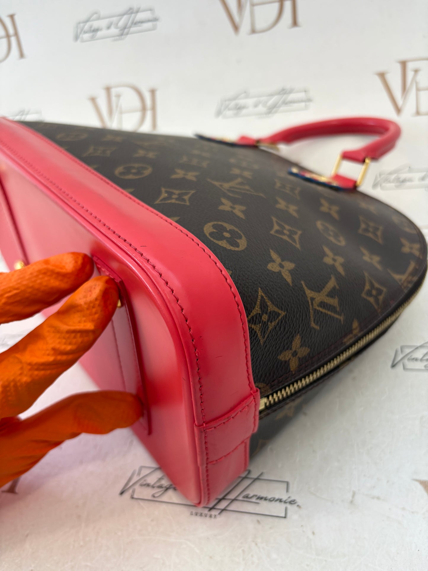 201108 - Louis Vuitton Alma