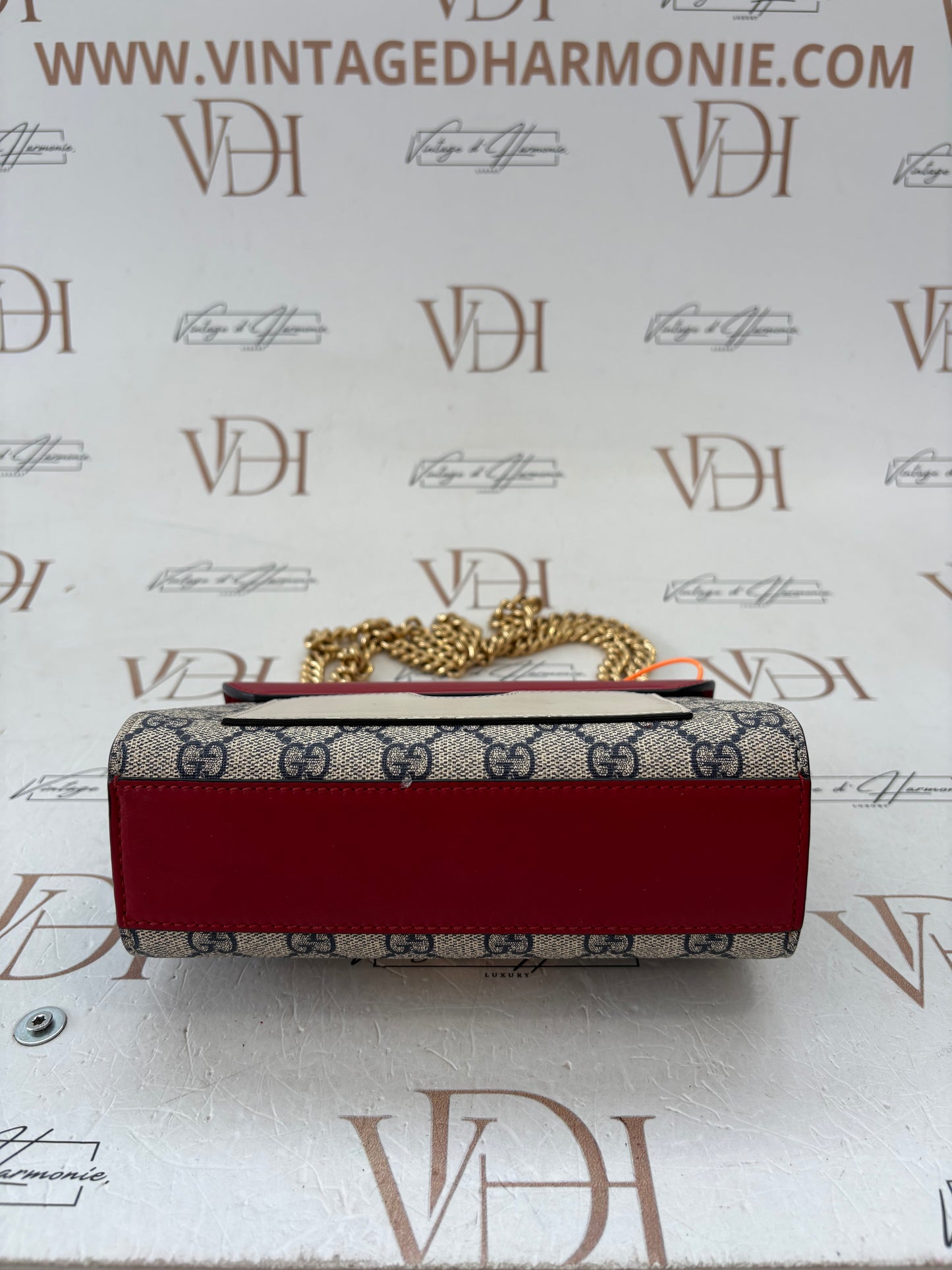 384061 - Gucci Padlock