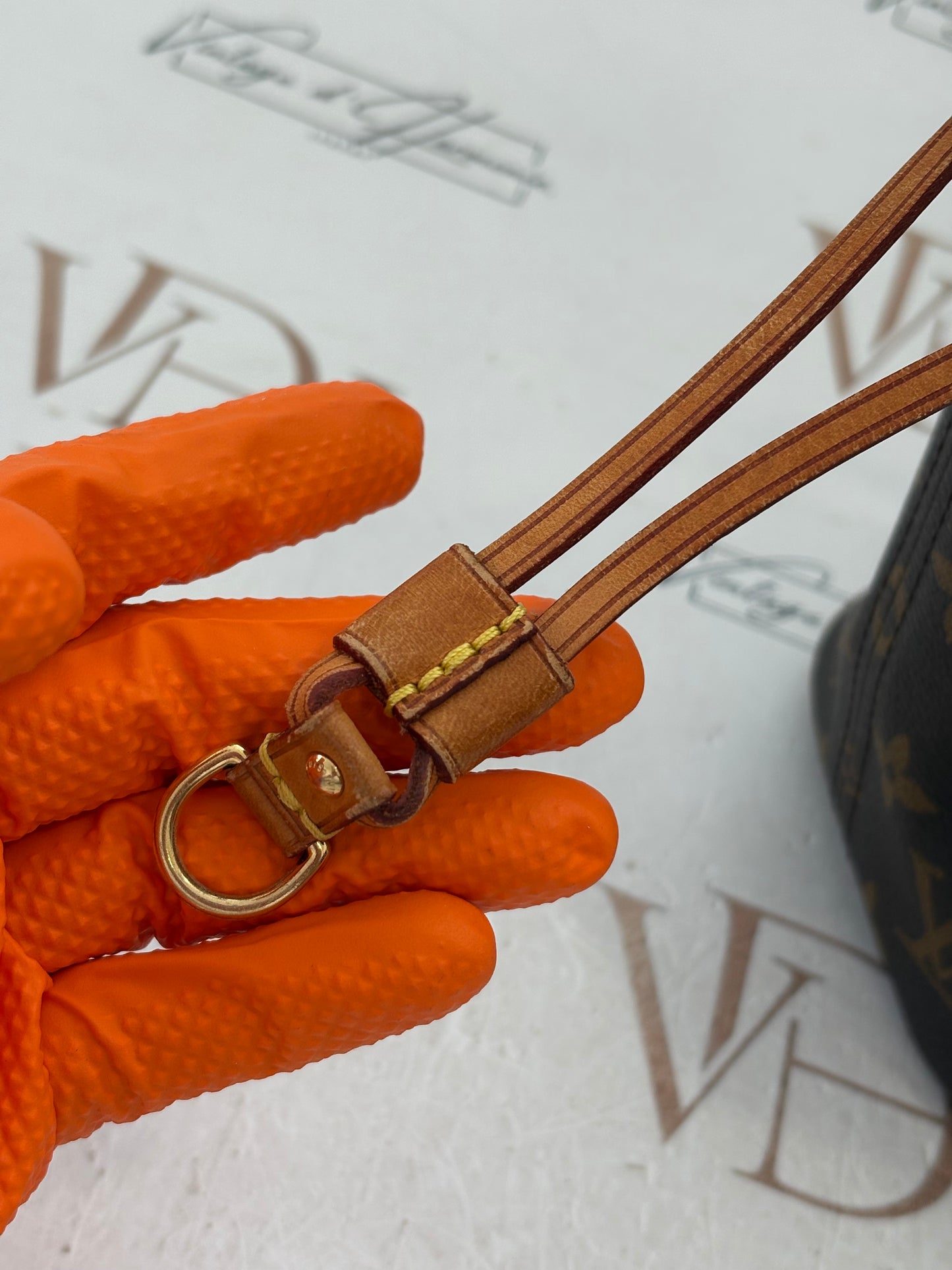 018658 - Louis Vuitton Neverfull PM