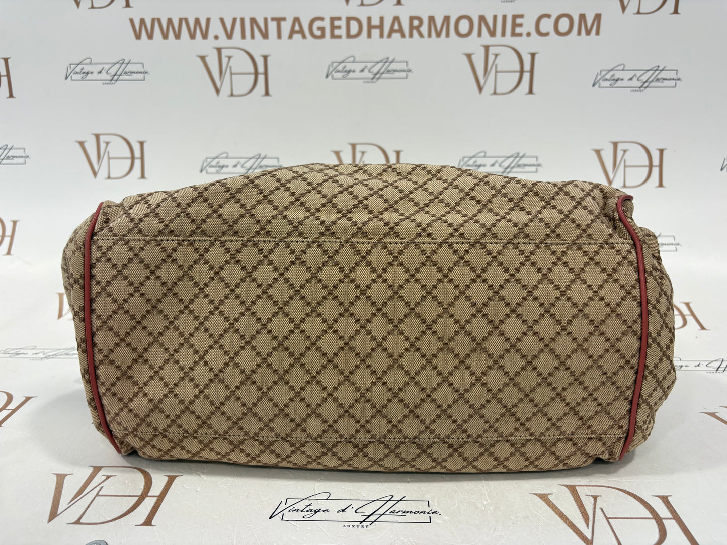 383092 - Gucci Sukey