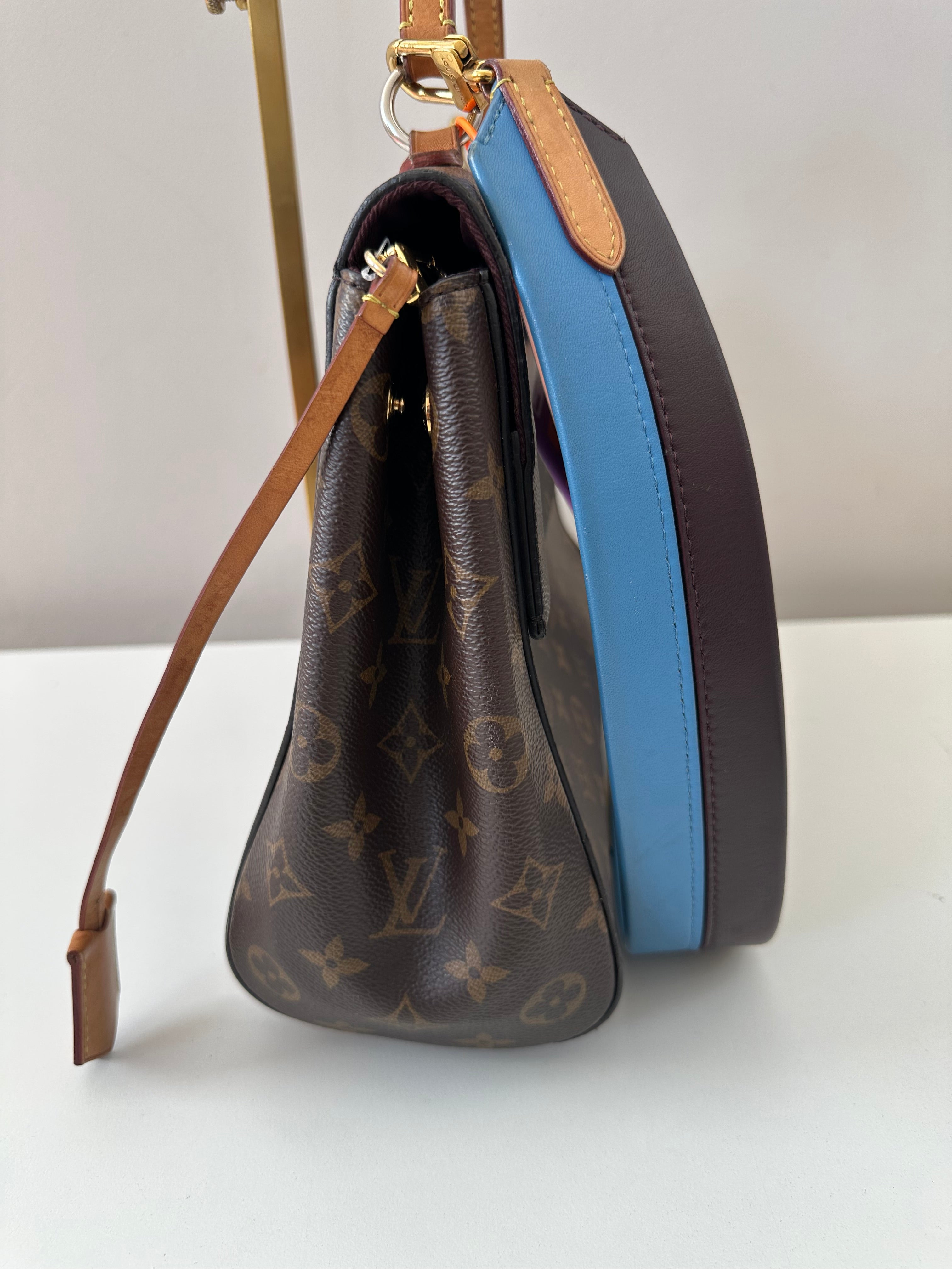 Louis Vuitton Cluny MM