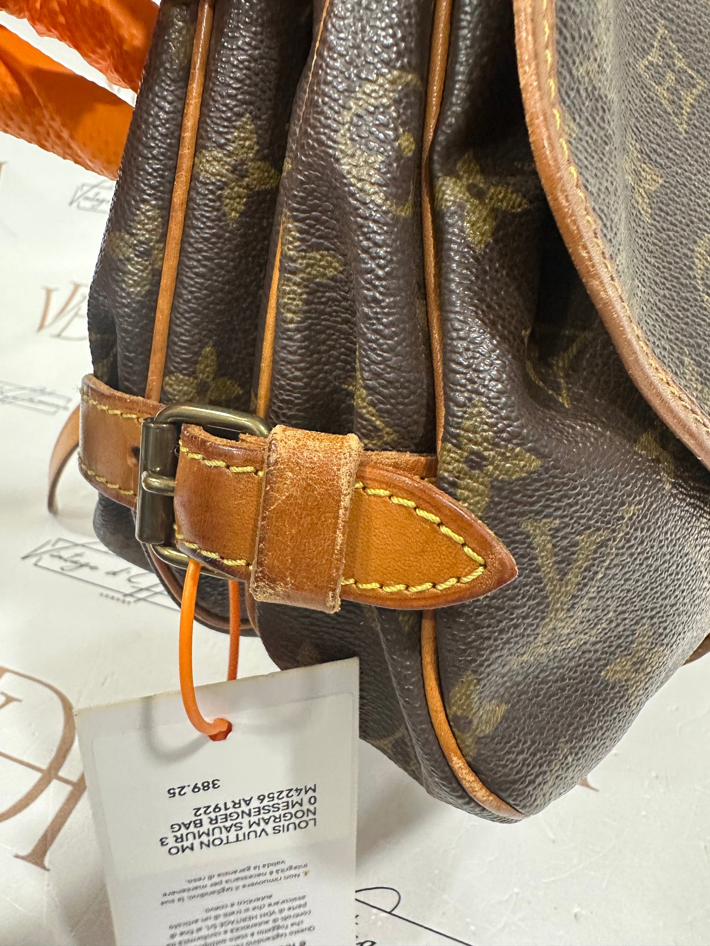 017874 - Louis Vuitton Saumur 30