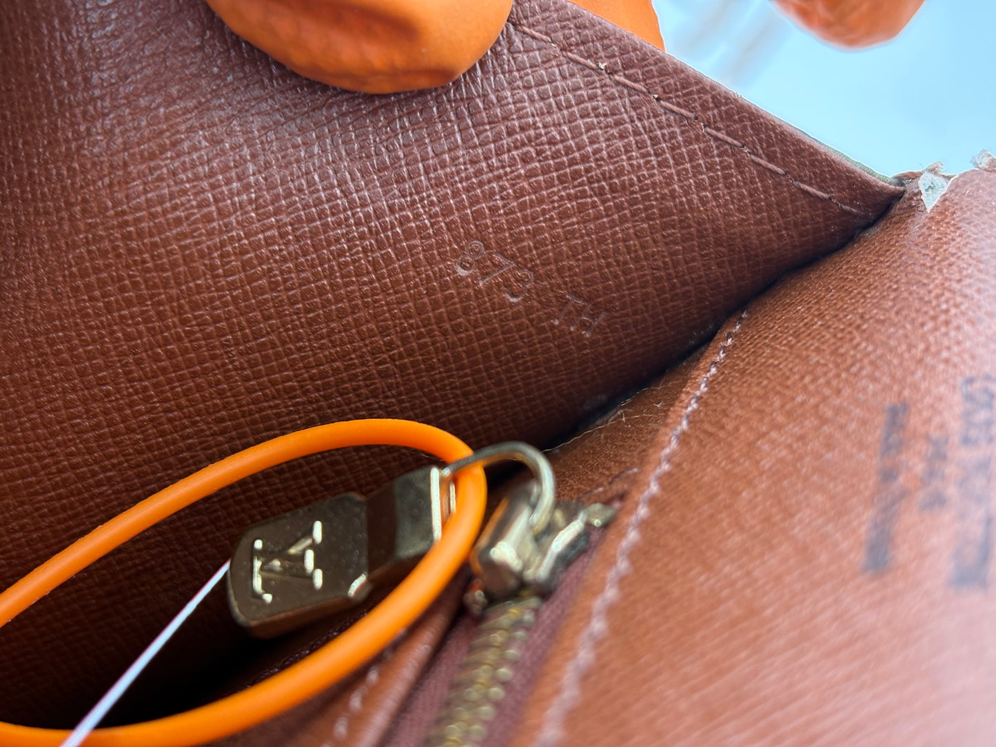 018204 - Louis Vuitton Pochette Dame GM