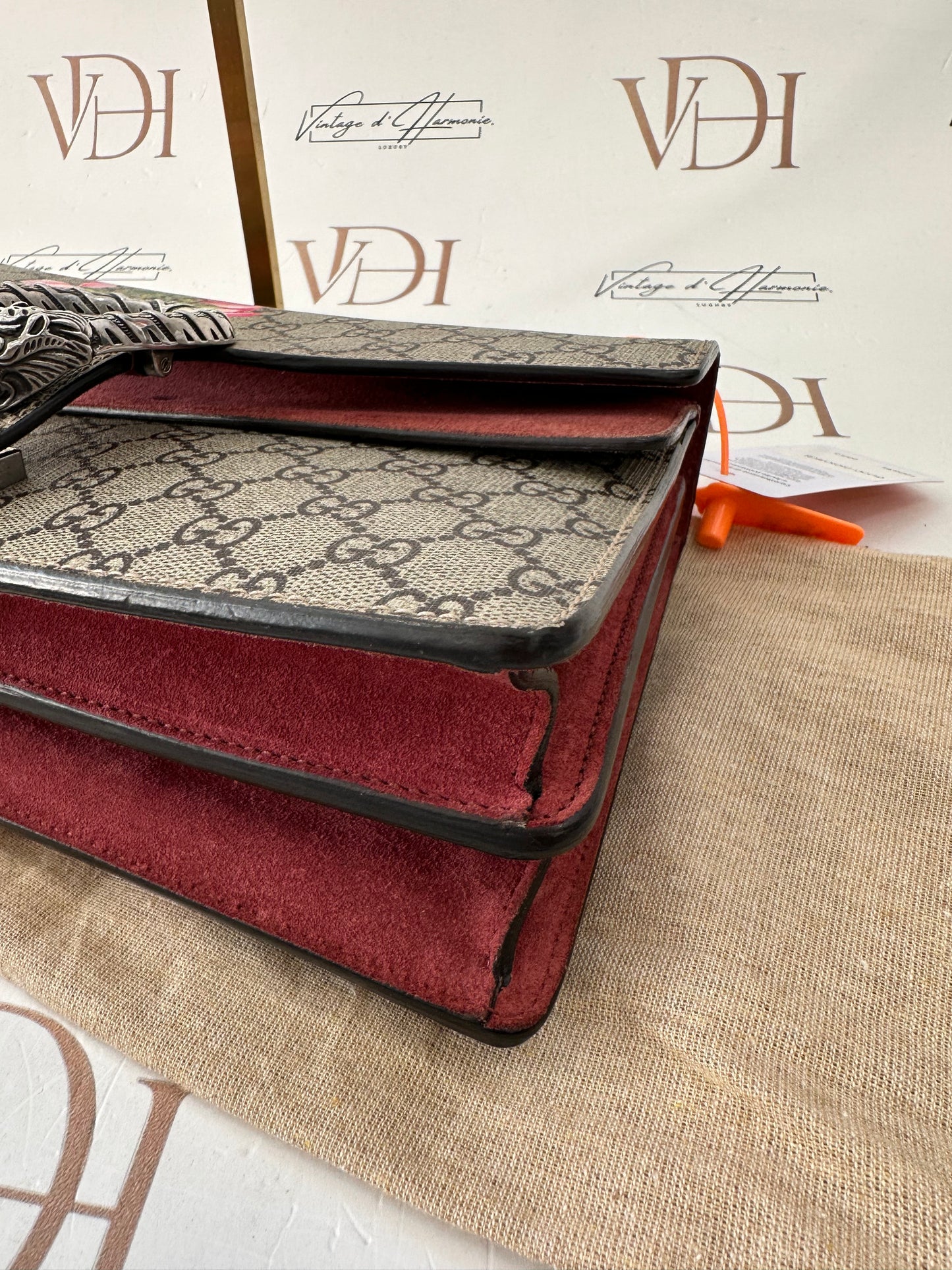 102635 - Gucci Dionysus