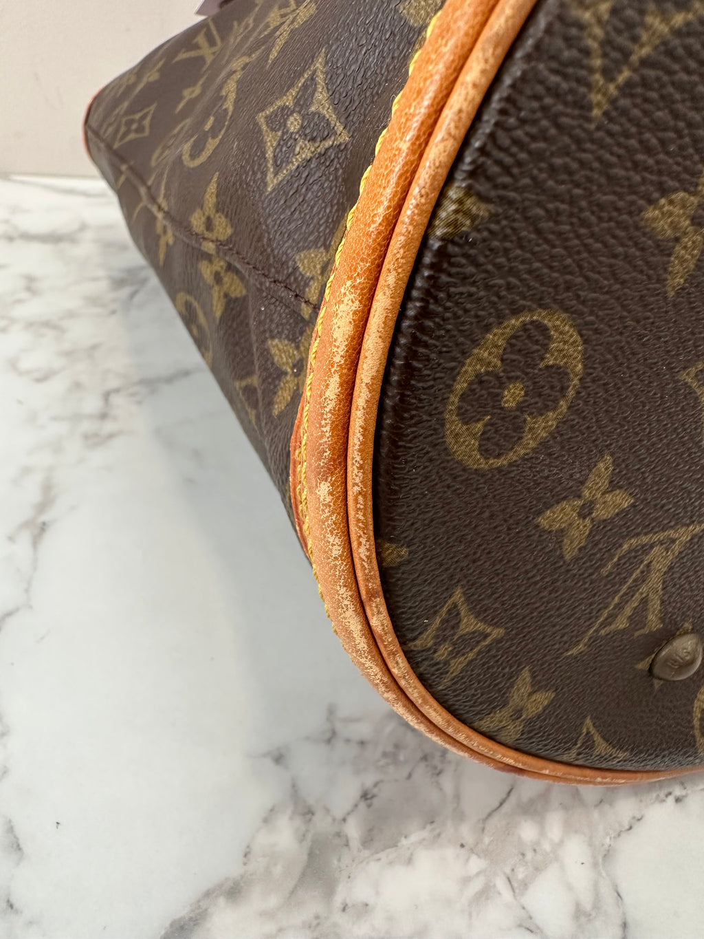 Louis Vuitton Bucket GM