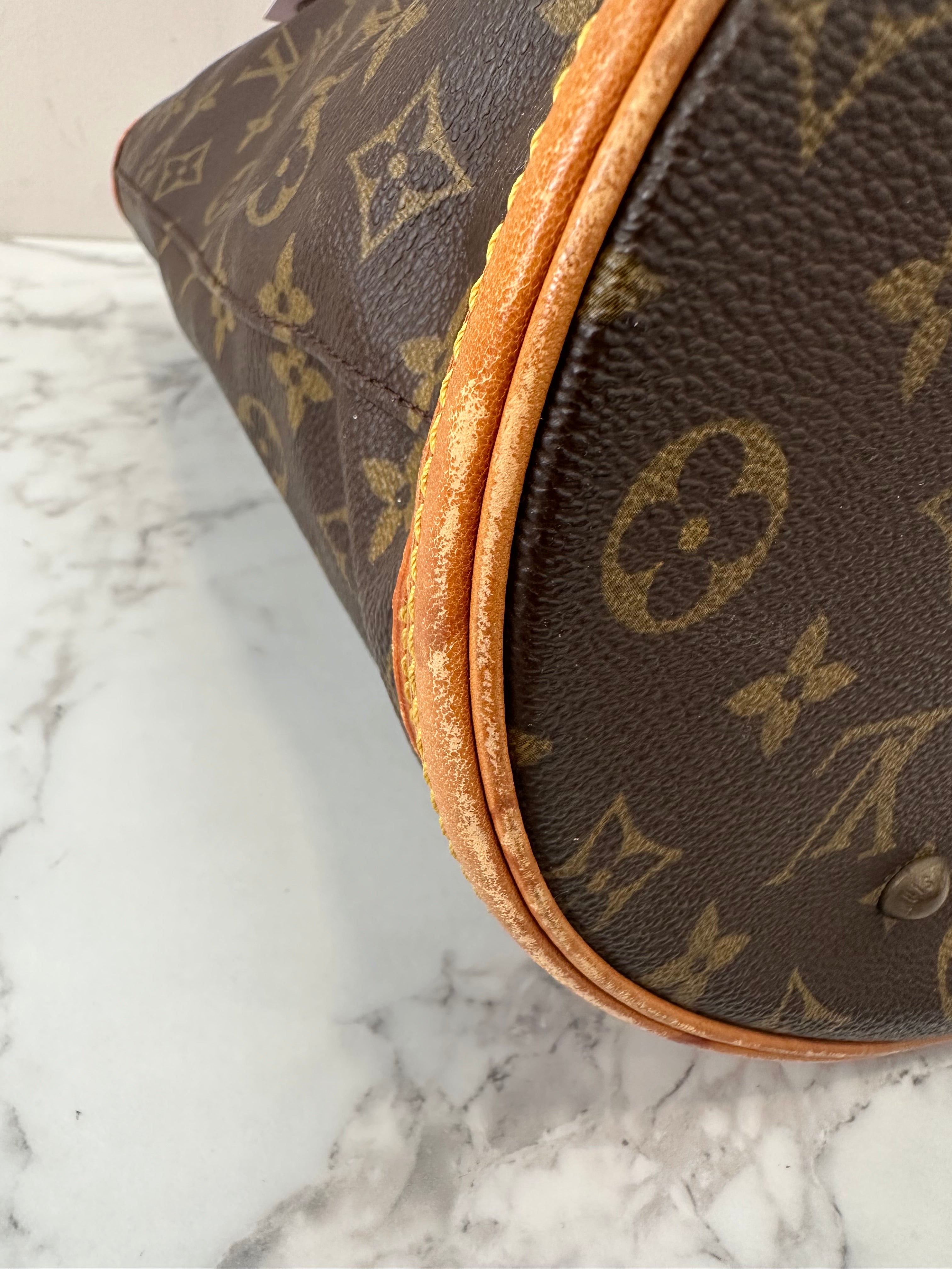 Louis Vuitton Bucket GM